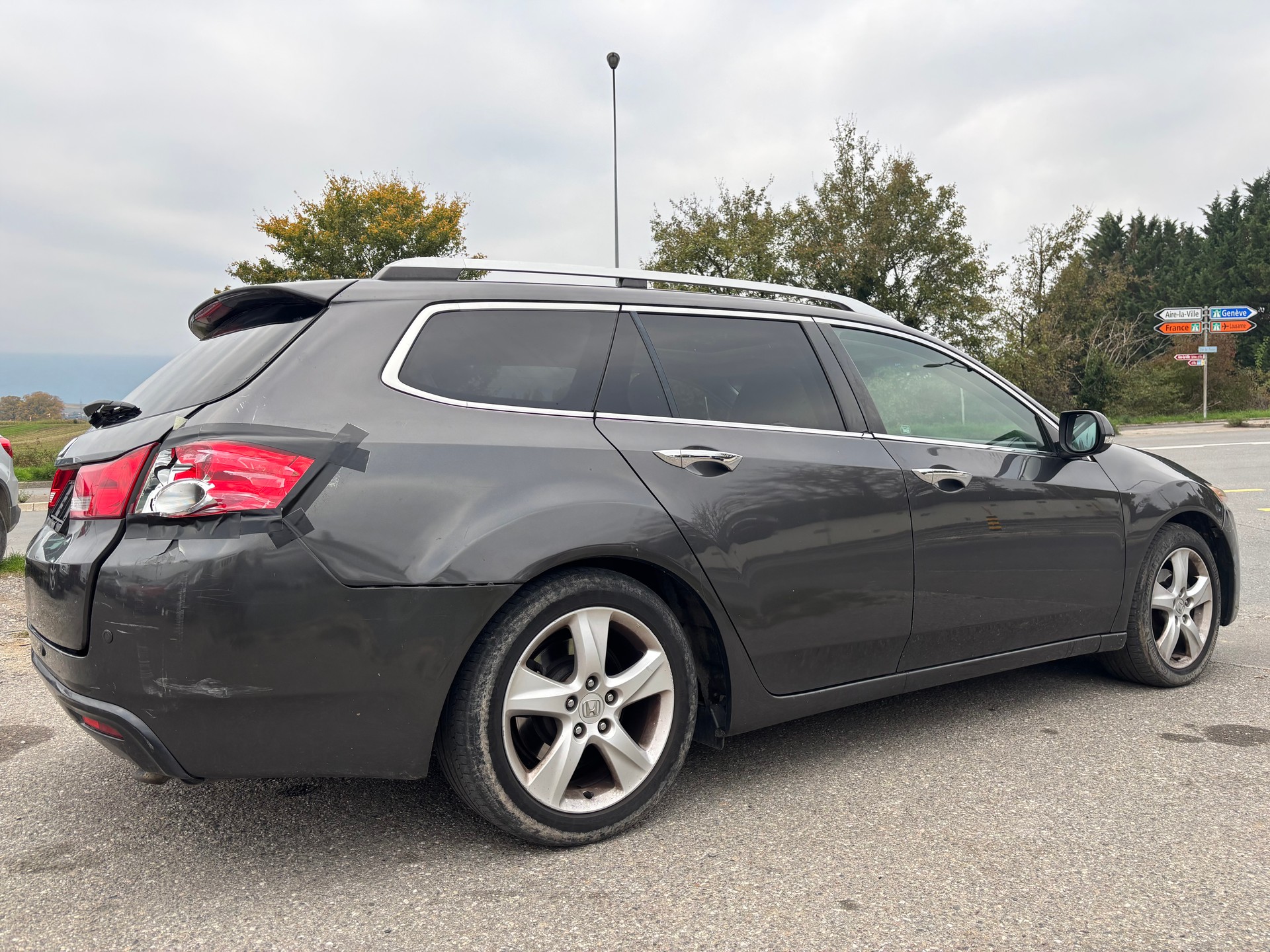 HONDA Accord Tourer 2.2 i-CTDi Executive-image-5
