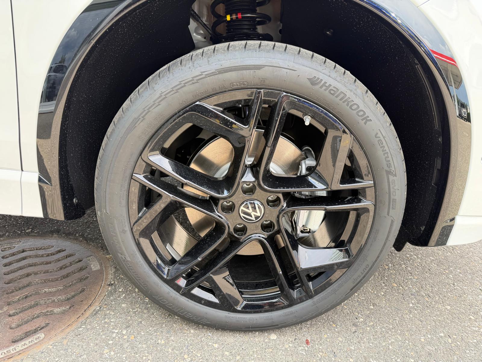 VW Tiguan 2.0 TSI DSG R-Line United 4Motion-image-9