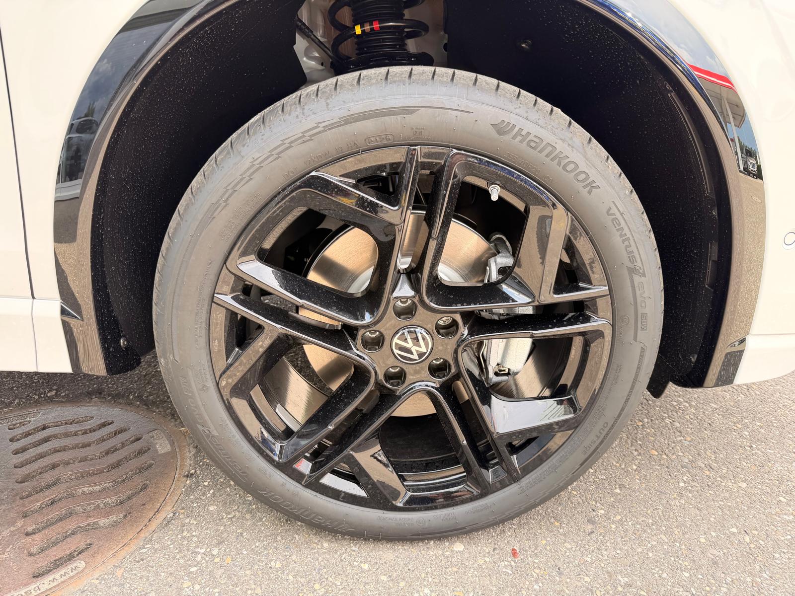 VW Tiguan 2.0 TSI DSG R-Line United 4Motion-image-9