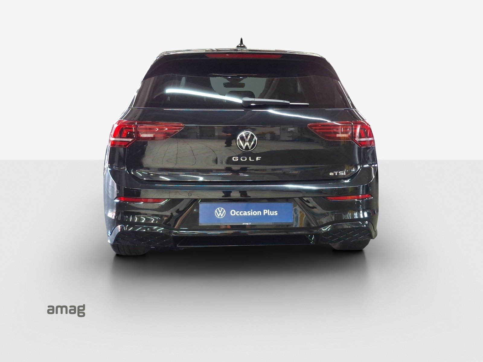 VW Golf 1.5 e TSI mHEV R-Line DSG-image-3