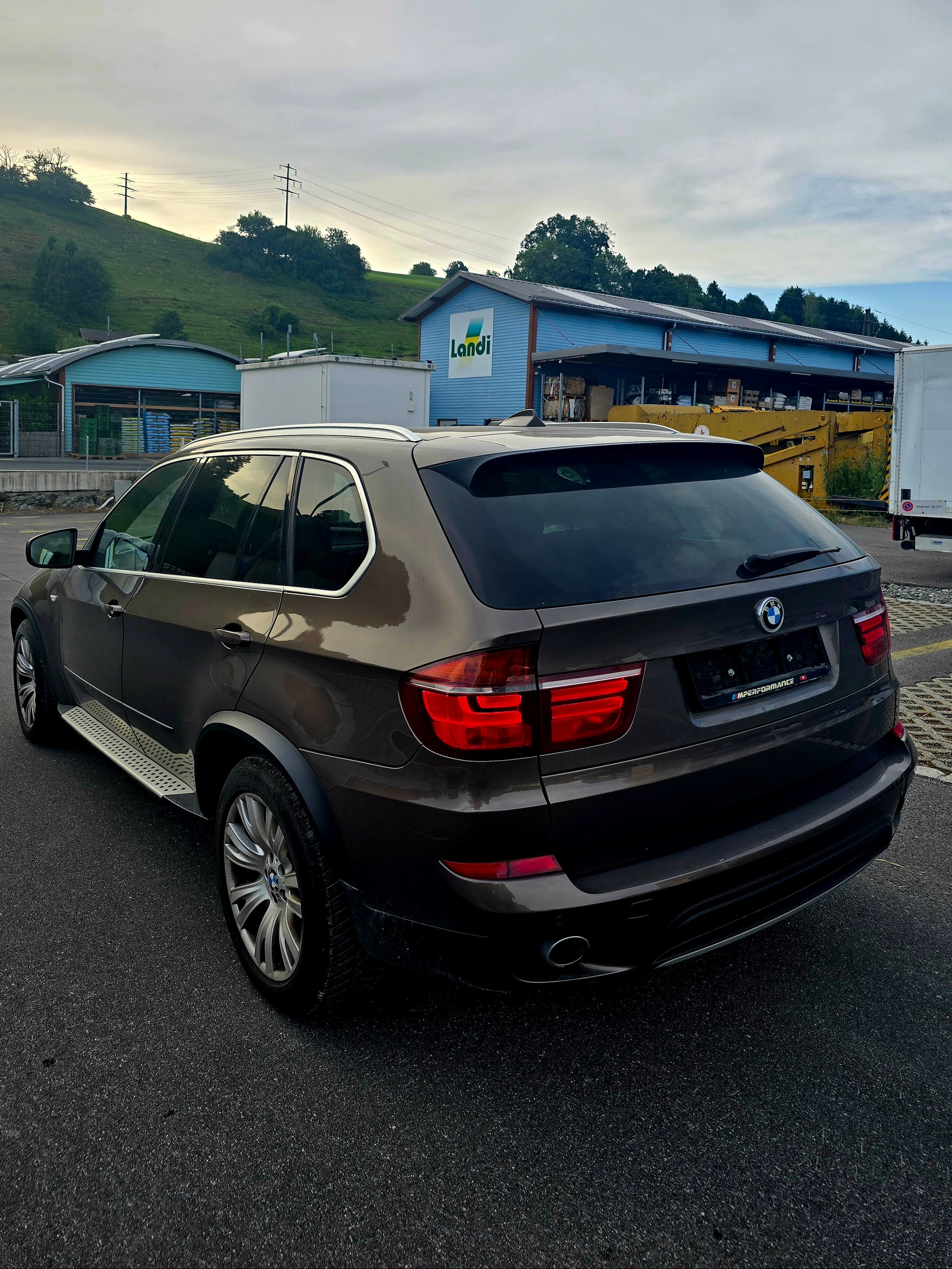 BMW 30d xDrive-image-3