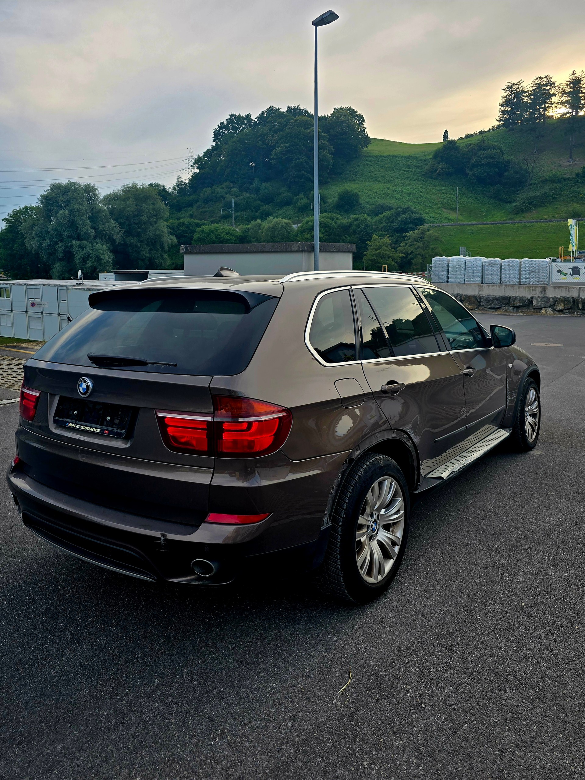 BMW 30d xDrive-image-2