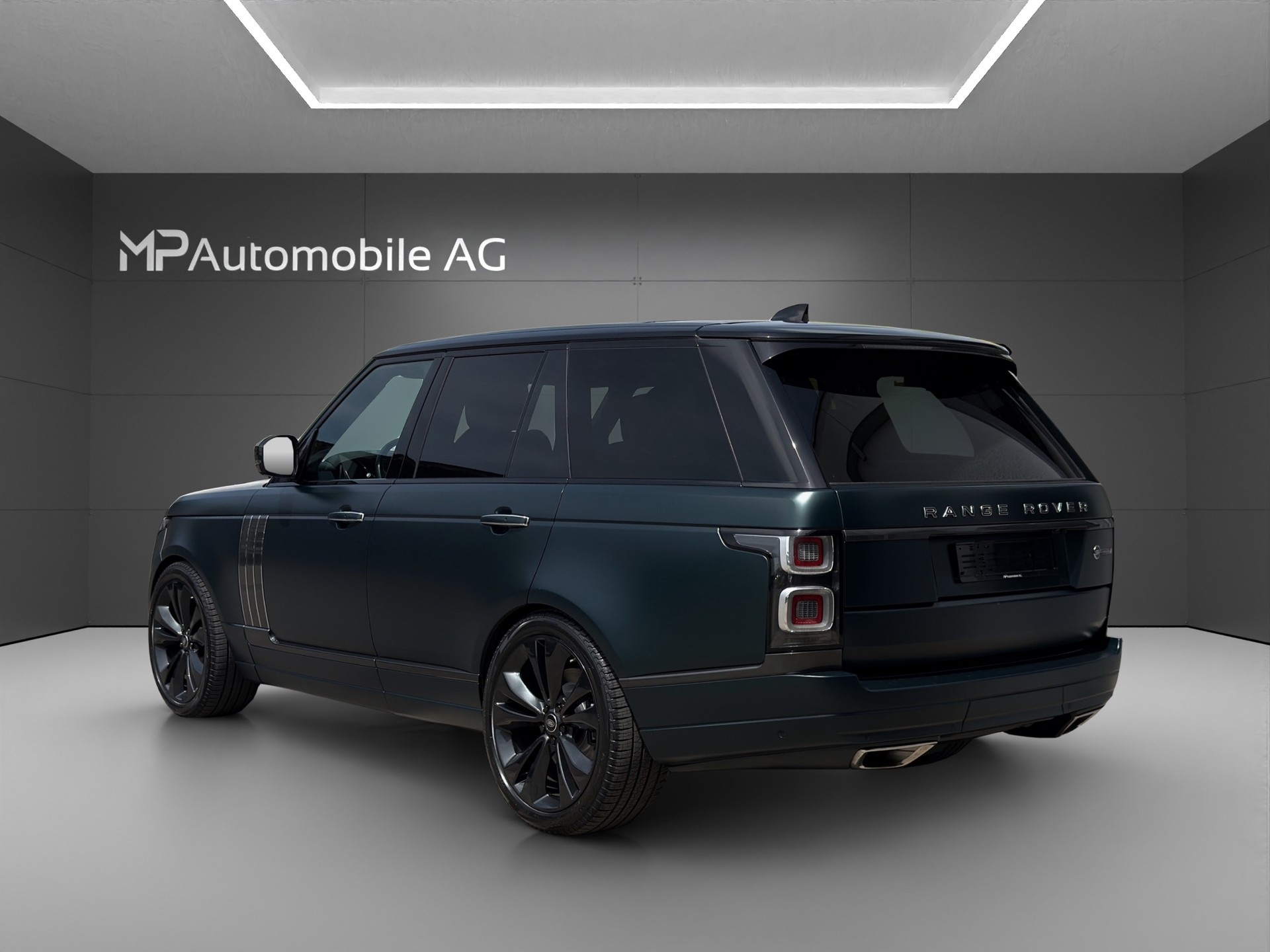 LAND ROVER Range Rover 5.0 V8 S/C SV AB Dynamic Automatic-image-4