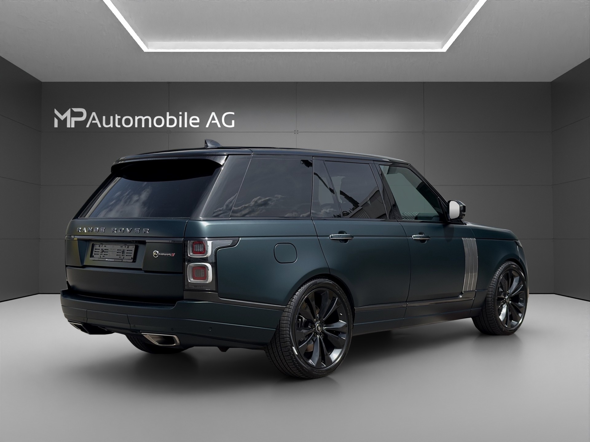 LAND ROVER Range Rover 5.0 V8 S/C SV AB Dynamic Automatic-image-3