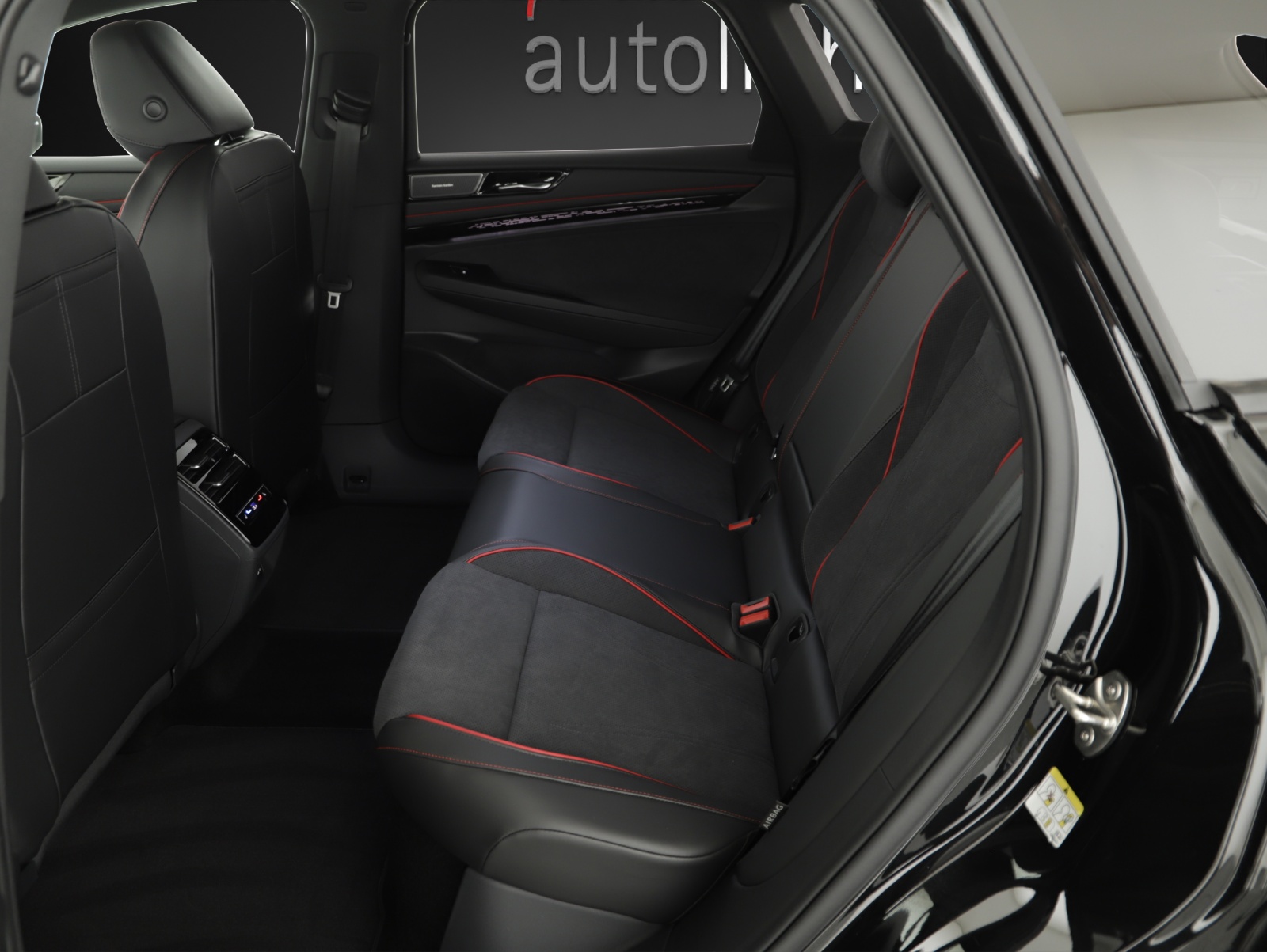 VW ID.7 Tourer GTX 86 kWh GTX 4 Motion-image-8