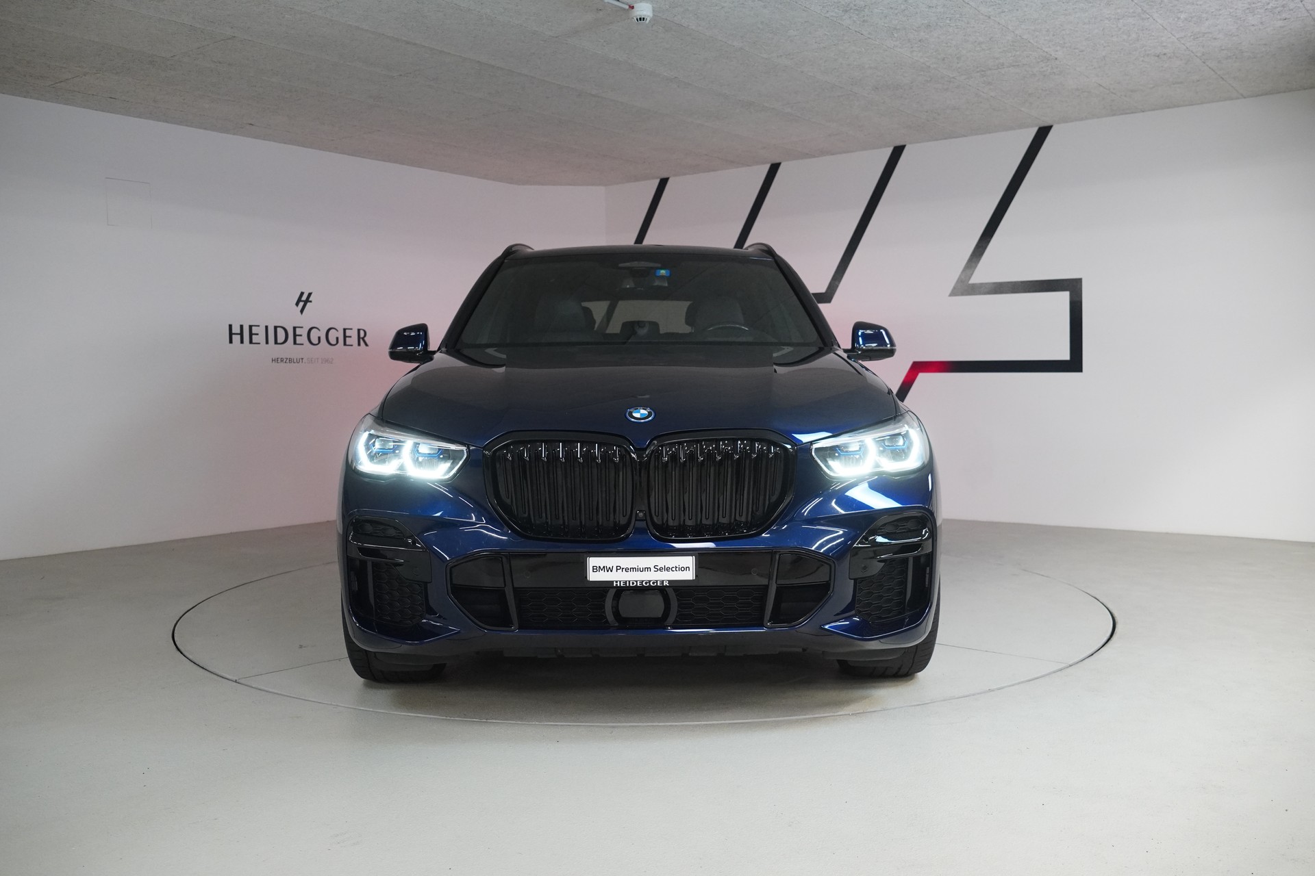 BMW X5 xDrive45e M Sport Steptronic-image-2