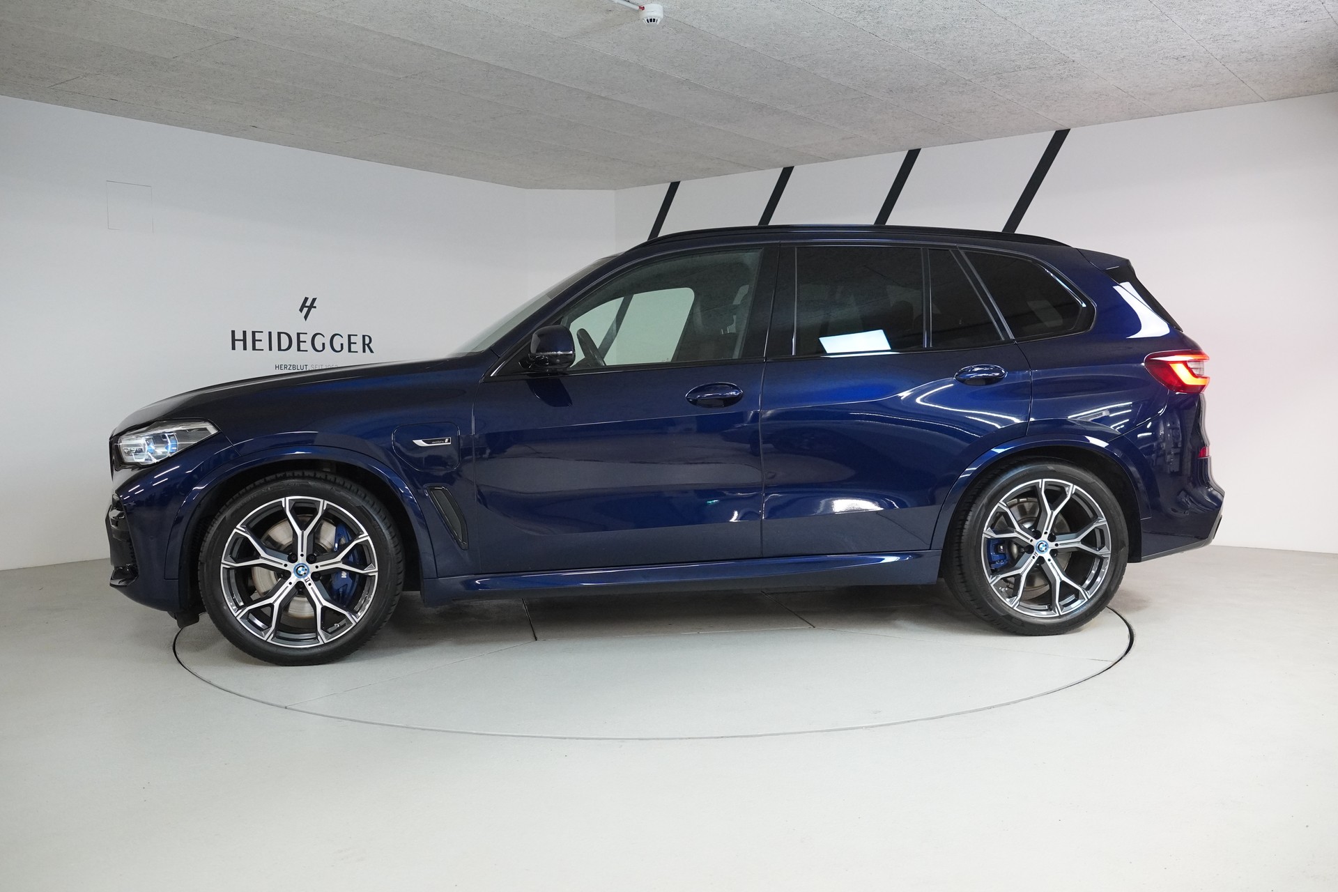 BMW X5 xDrive45e M Sport Steptronic-image-4