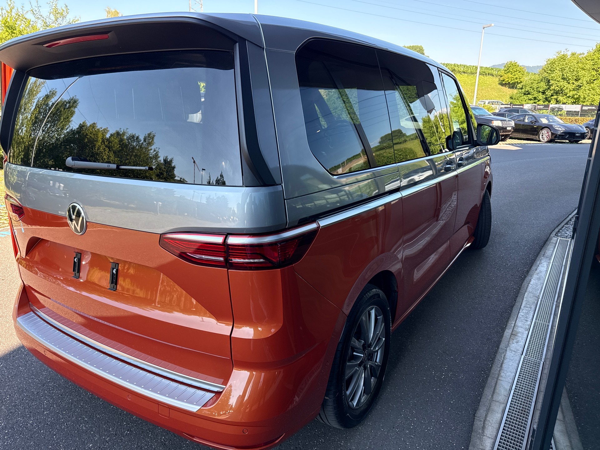 VW Multivan 1.4 eHybrid Life DSG-image-7
