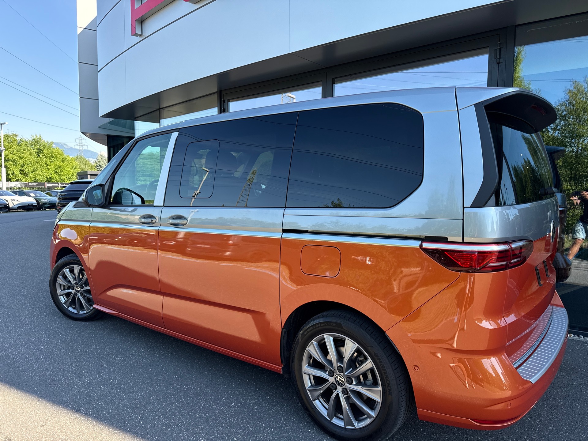 VW Multivan 1.4 eHybrid Life DSG-image-2