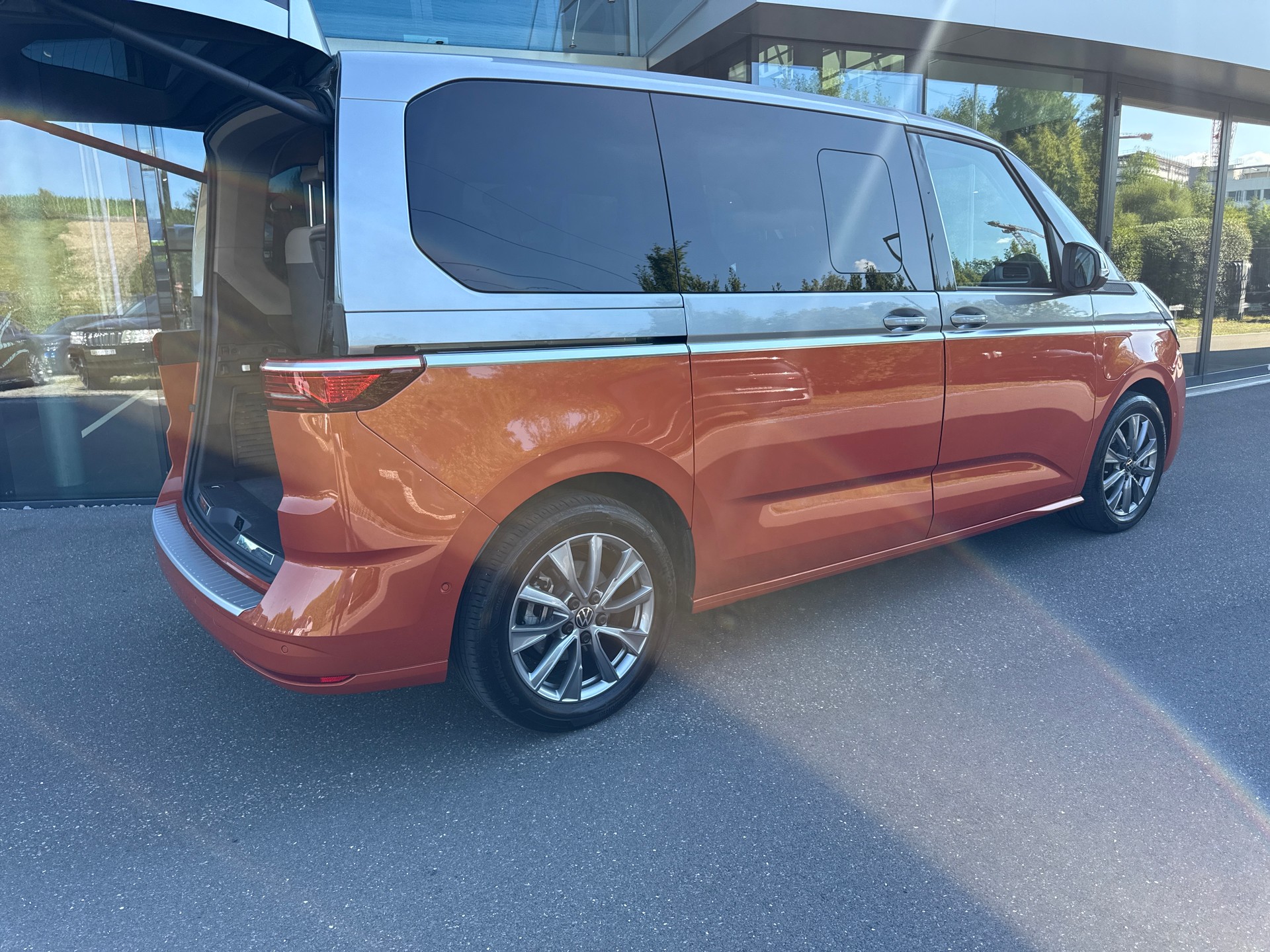 VW Multivan 1.4 eHybrid Life DSG-image-3