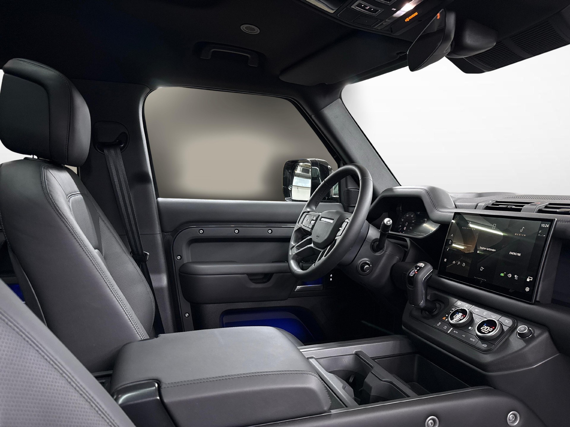LAND ROVER Defender 110 3.0 D I6 300 X-Dynamic HSE-image-9