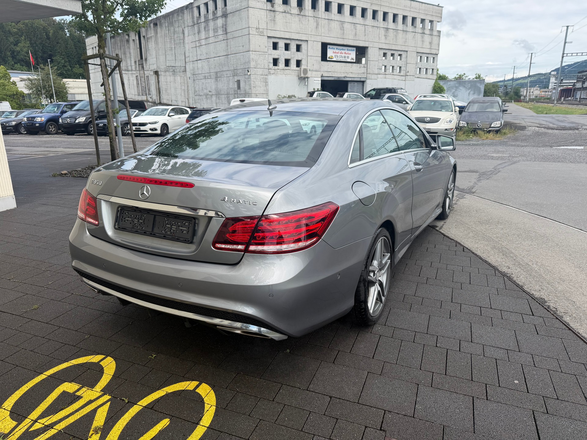 MERCEDES-BENZ E 350 4Matic 7G-Tronic-image-3