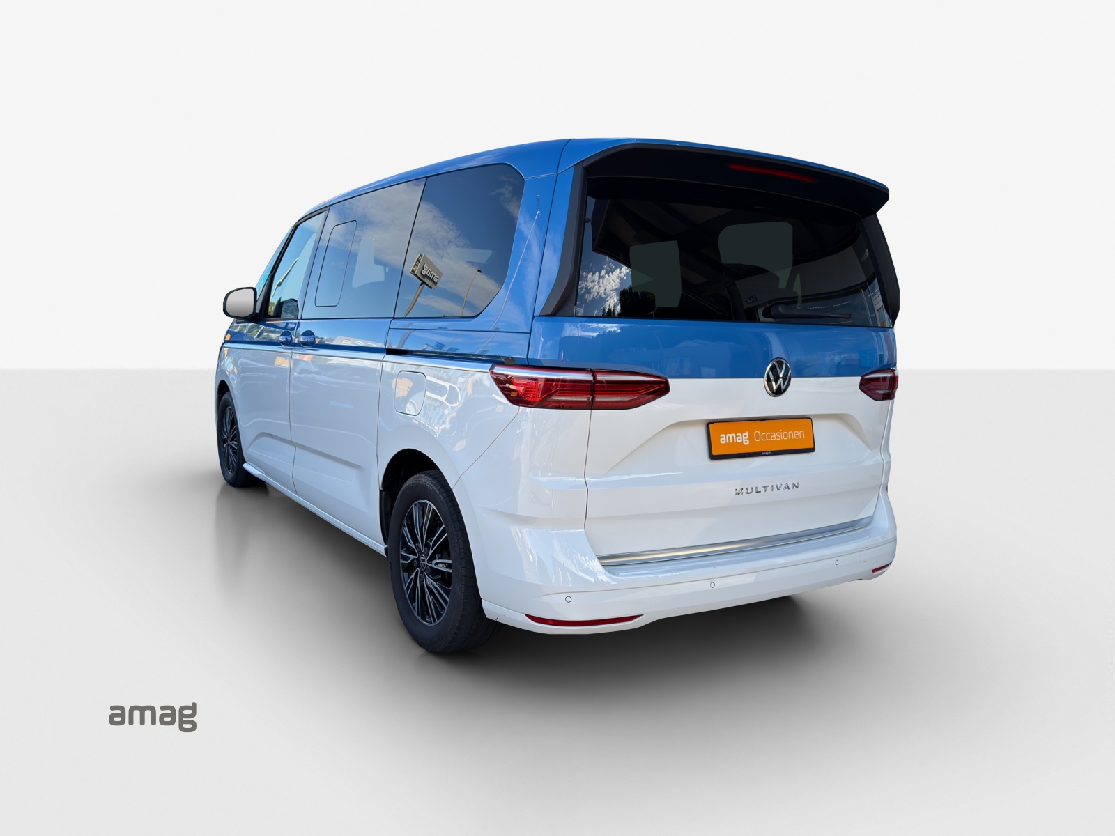 VW Multivan 2.0 TDI Liberty DSG-image-2