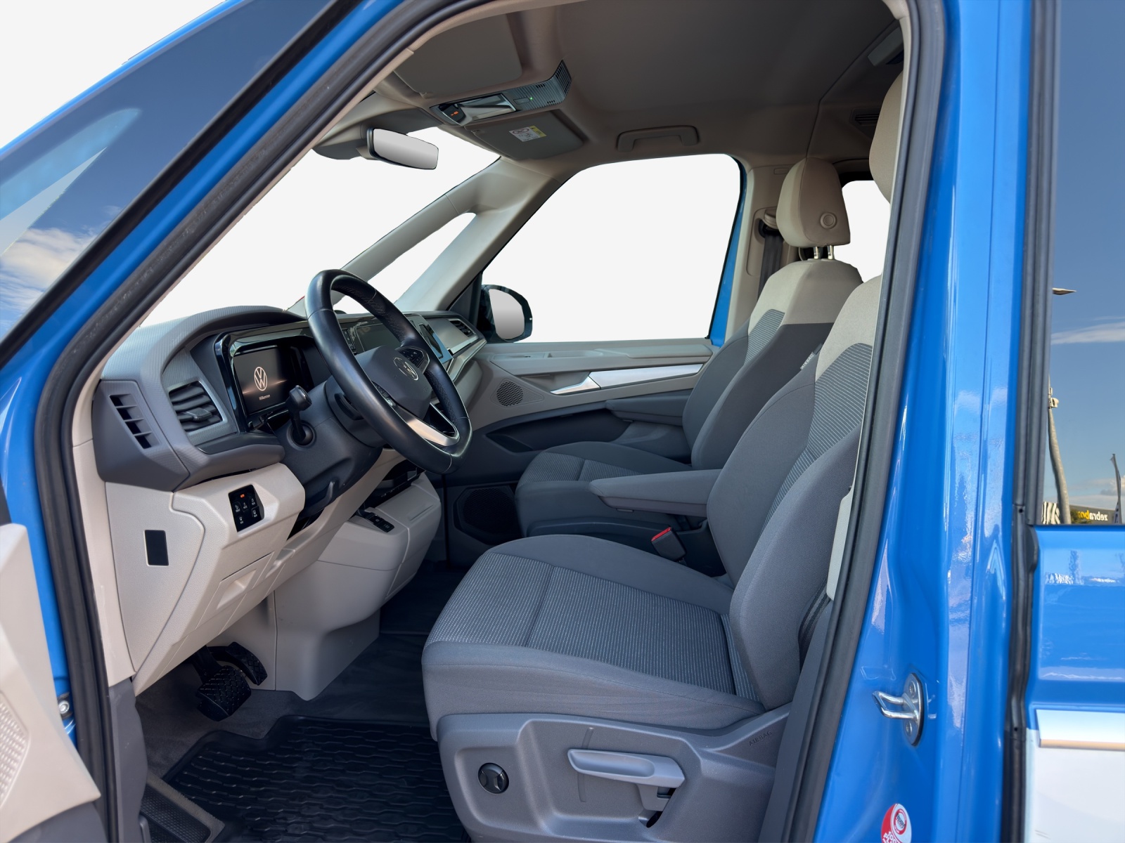VW Multivan 2.0 TDI Liberty DSG-image-7