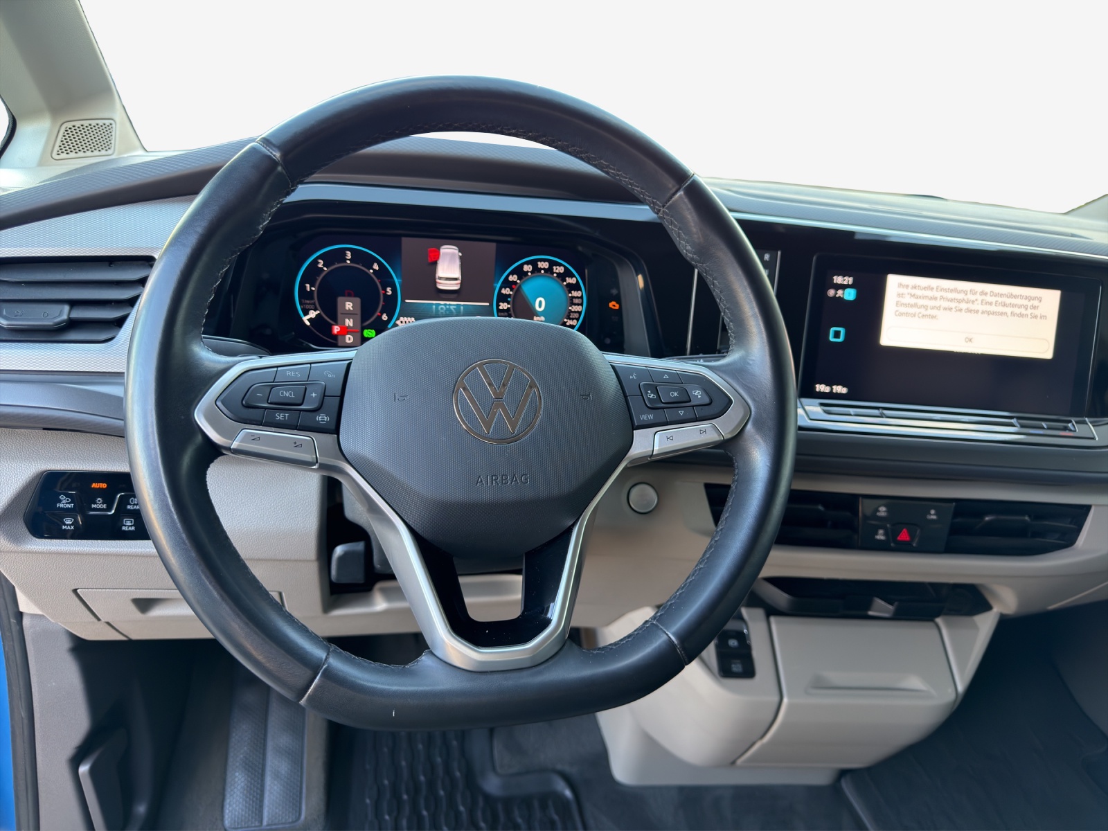 VW Multivan 2.0 TDI Liberty DSG-image-9