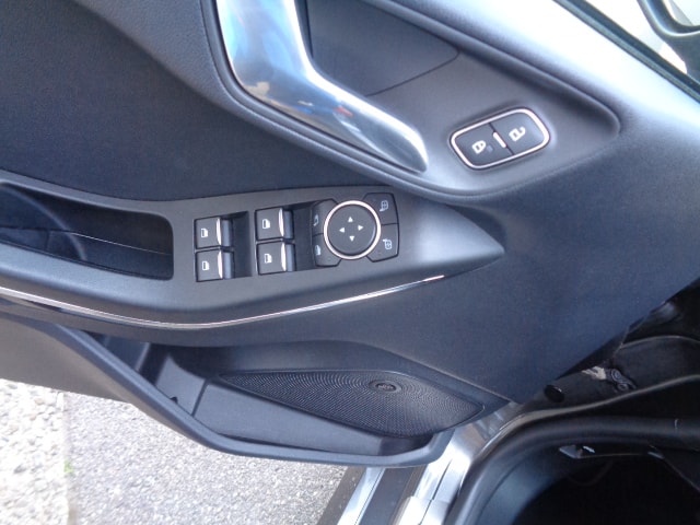 FORD Fiesta 1.0 EcoB 125 ST-Line X-image-6