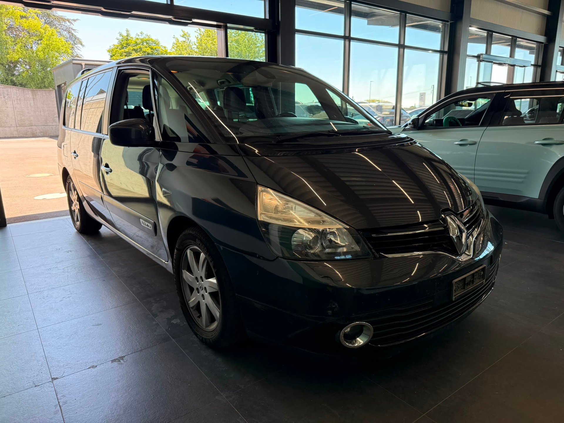 RENAULT Grand Espace 2.0 dCi Dynamic Automatic-image-1