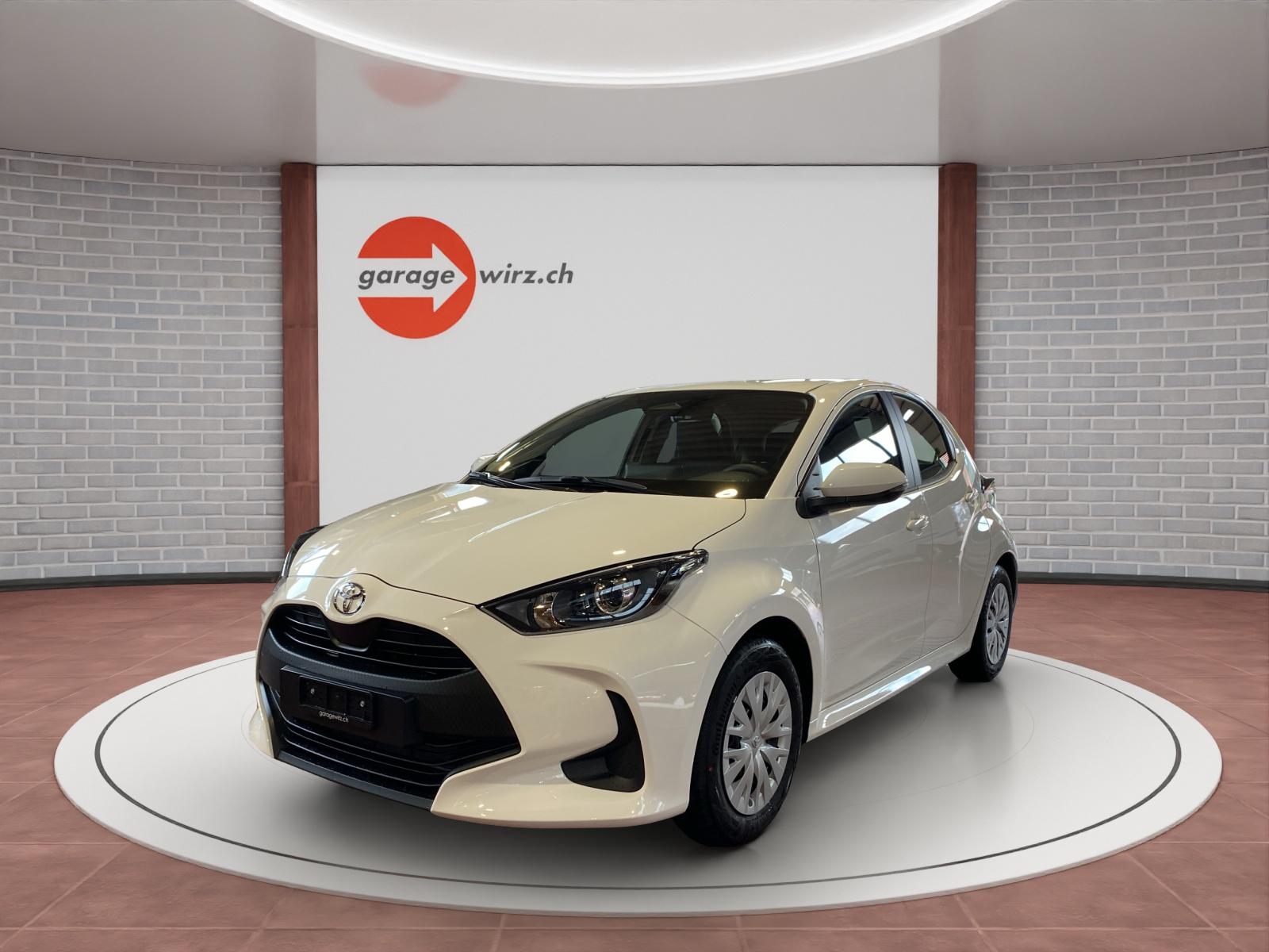 TOYOTA Yaris 1.5 VVT-i HSD Comfort