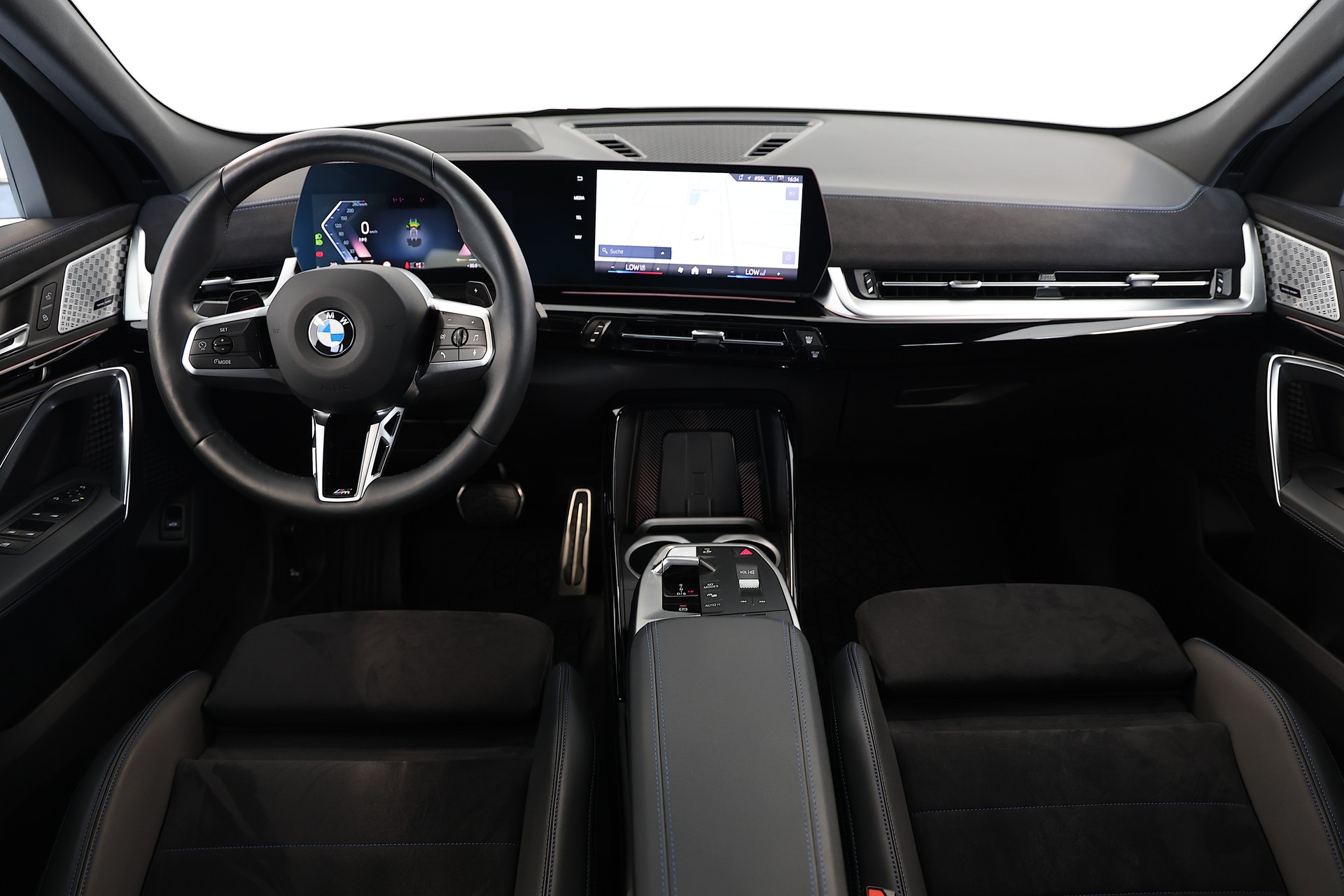 BMW X2 20d xDrive paddles-image-9