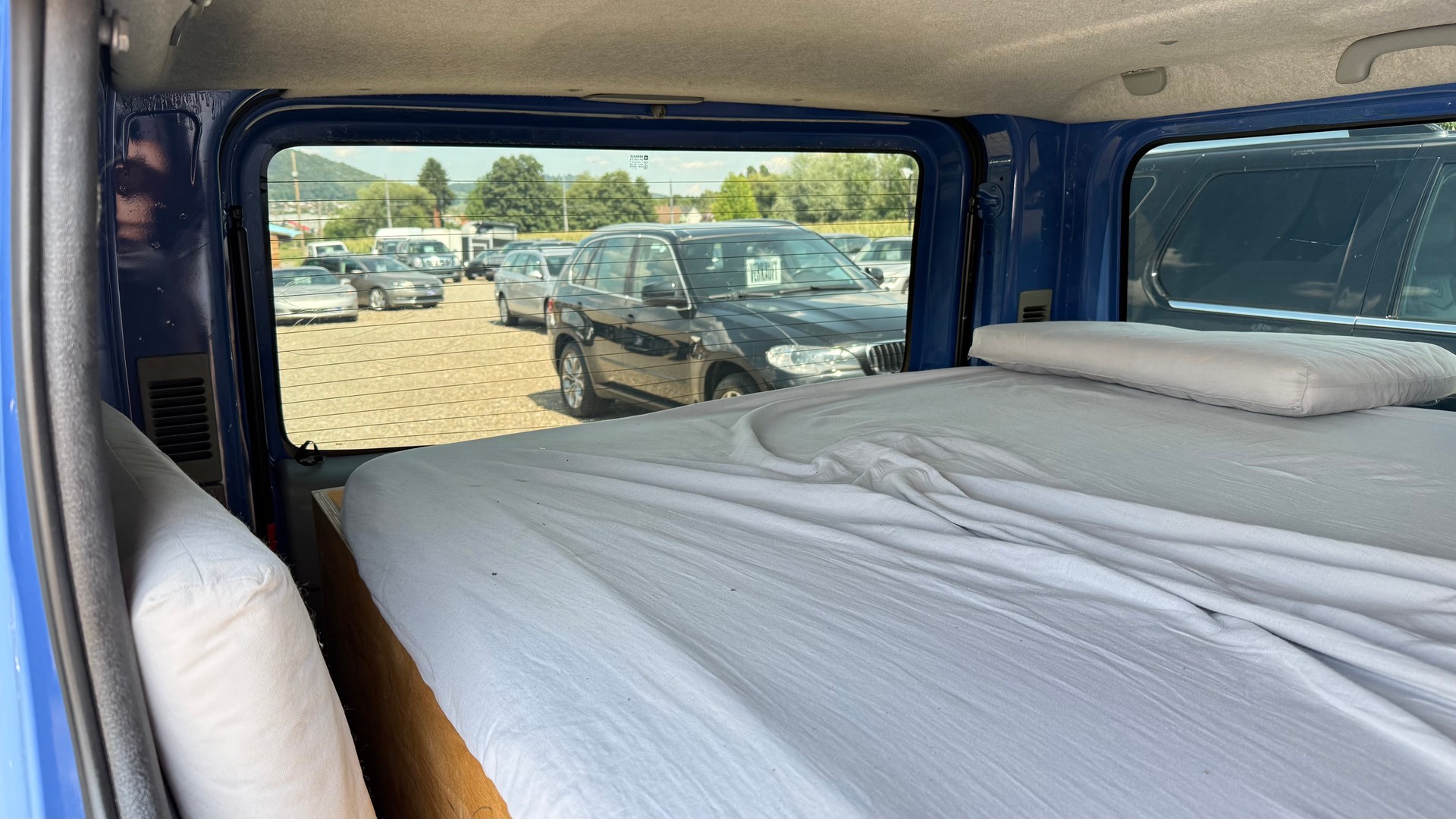 OPEL Vivaro 2.5 CDTI-image-15