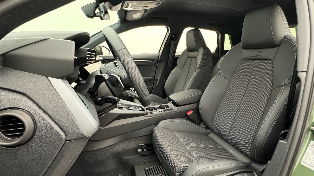 AUDI A3 Sportback TFSI 110 kW S line S tronic-image-4