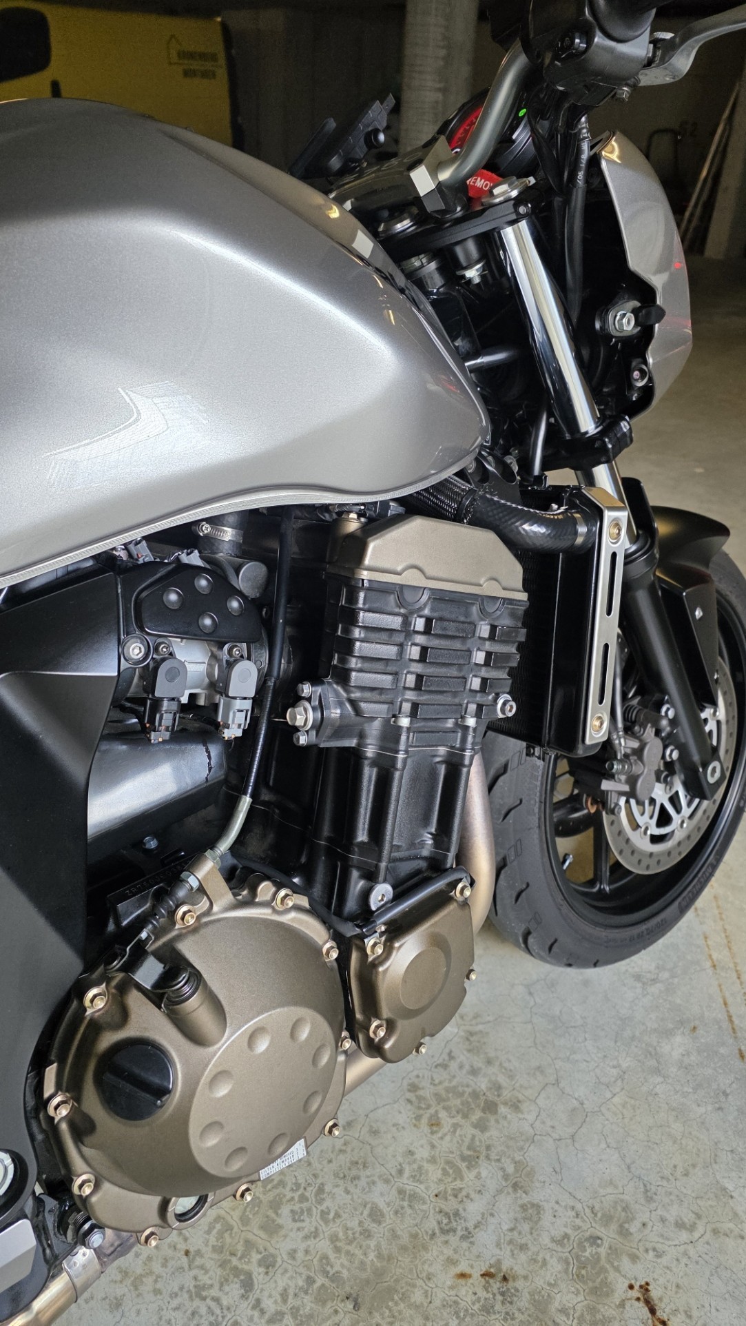 KAWASAKI Z 750-image-5