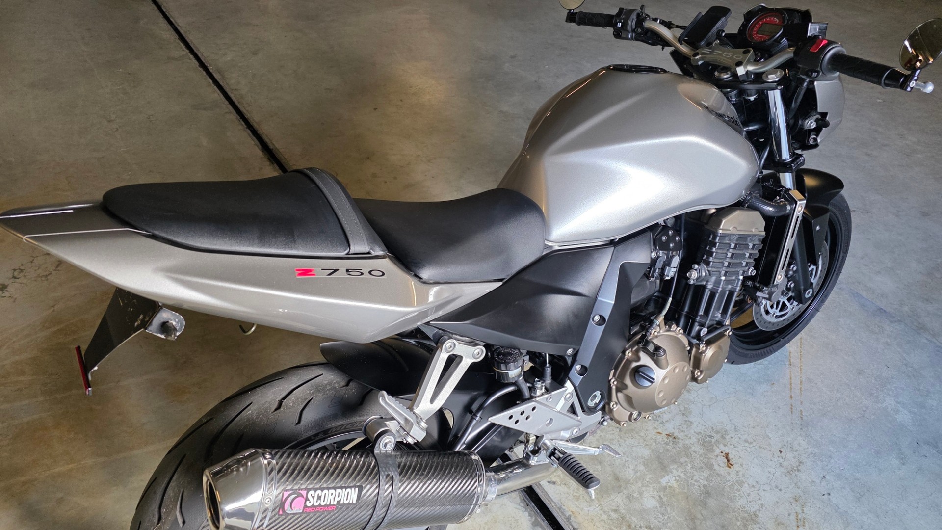 KAWASAKI Z 750-image-4