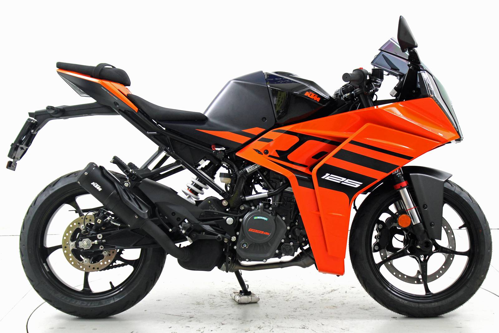 KTM RC 125-showroom-element-3