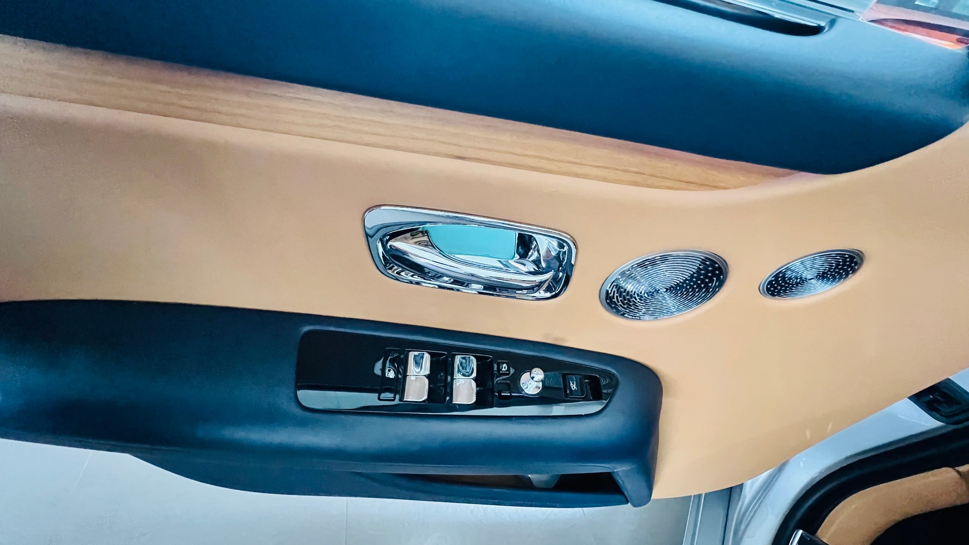 ROLLS-ROYCE Ghost II 6.75 V12-image-10