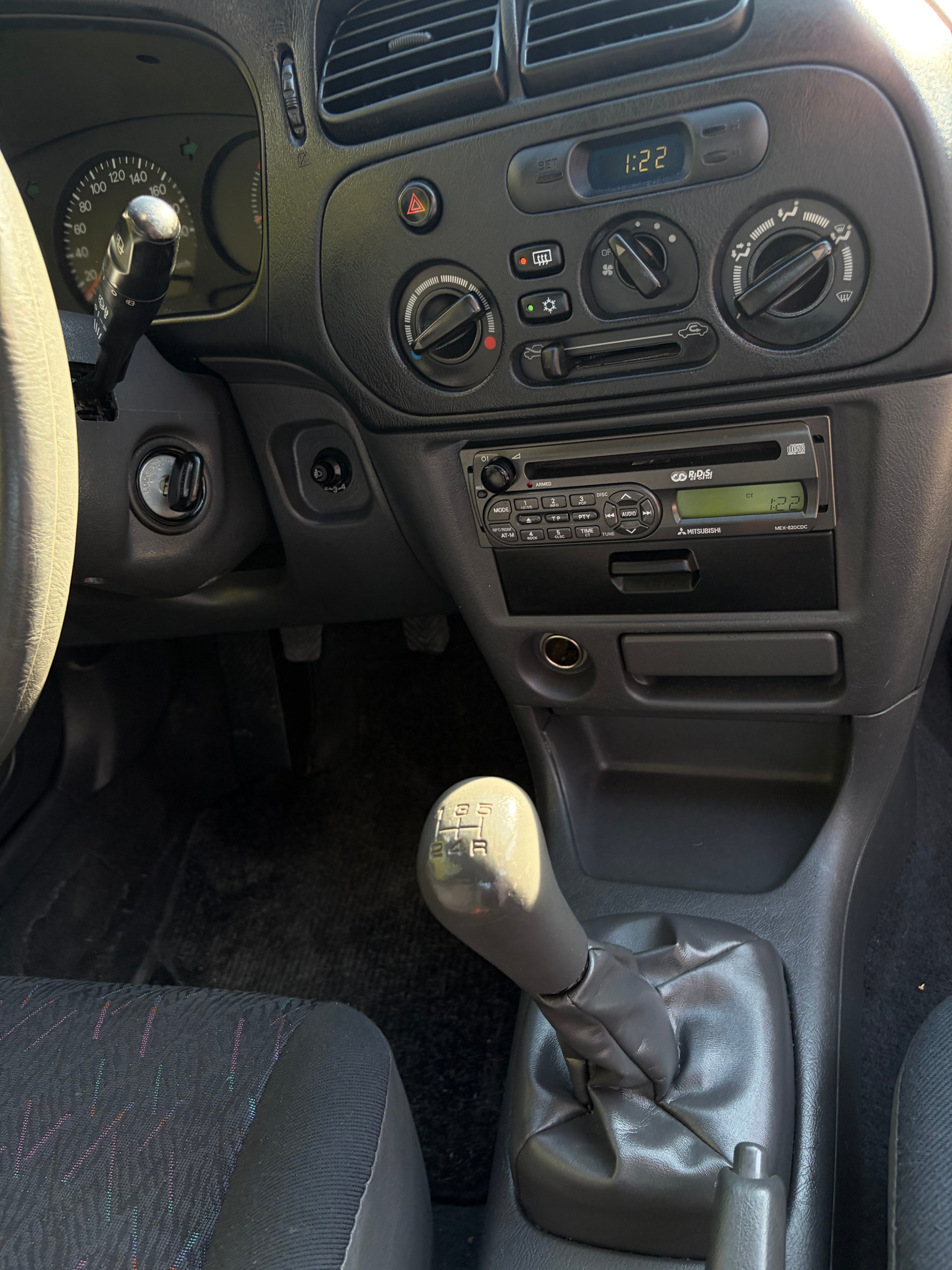 MITSUBISHI Colt 1.3 12V GL Cool-image-1