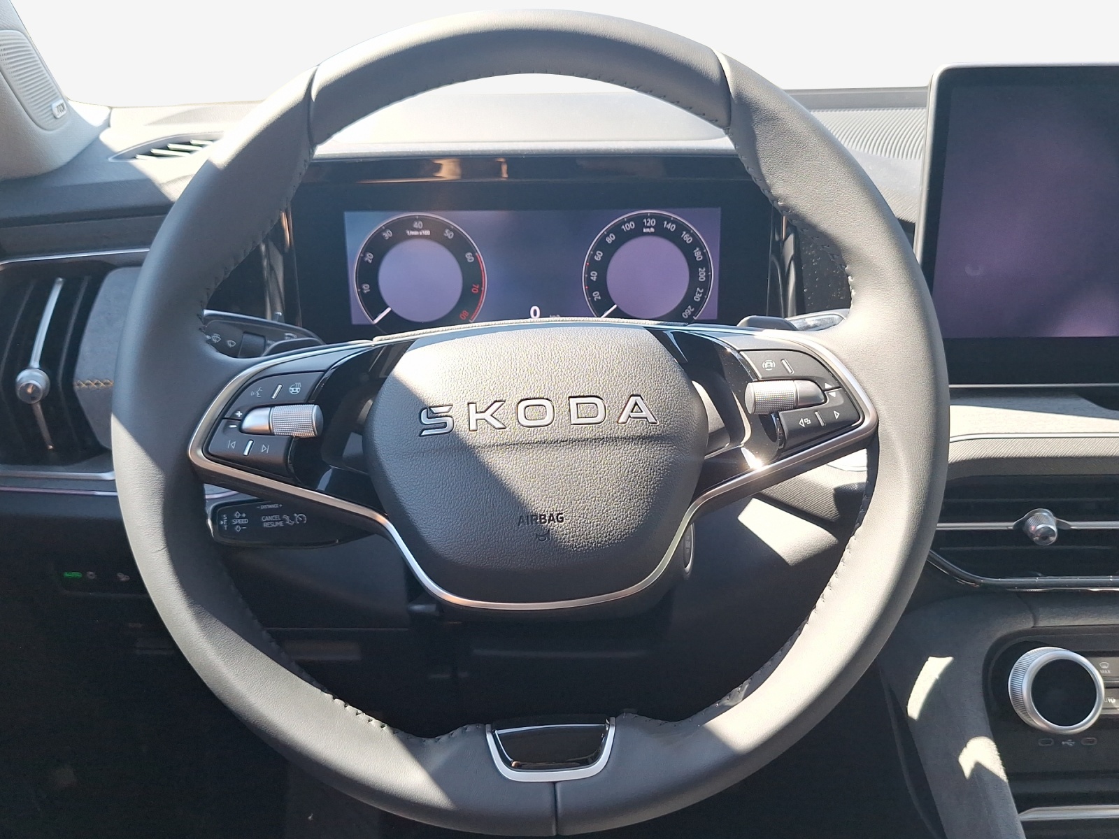 SKODA Kodiaq 2.0 TSI Dynamic 4x4-image-9
