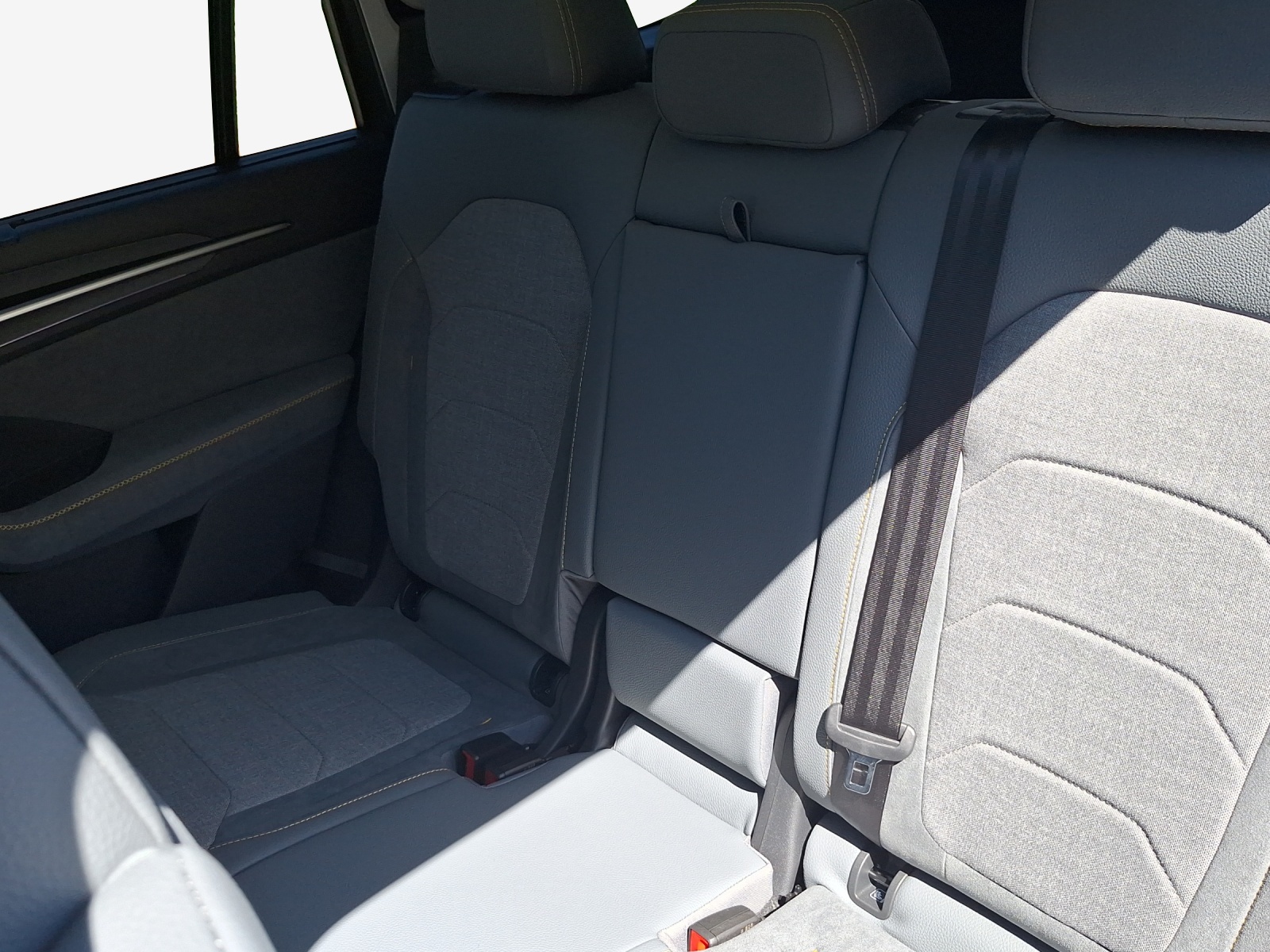 SKODA Kodiaq 2.0 TSI Dynamic 4x4-image-11