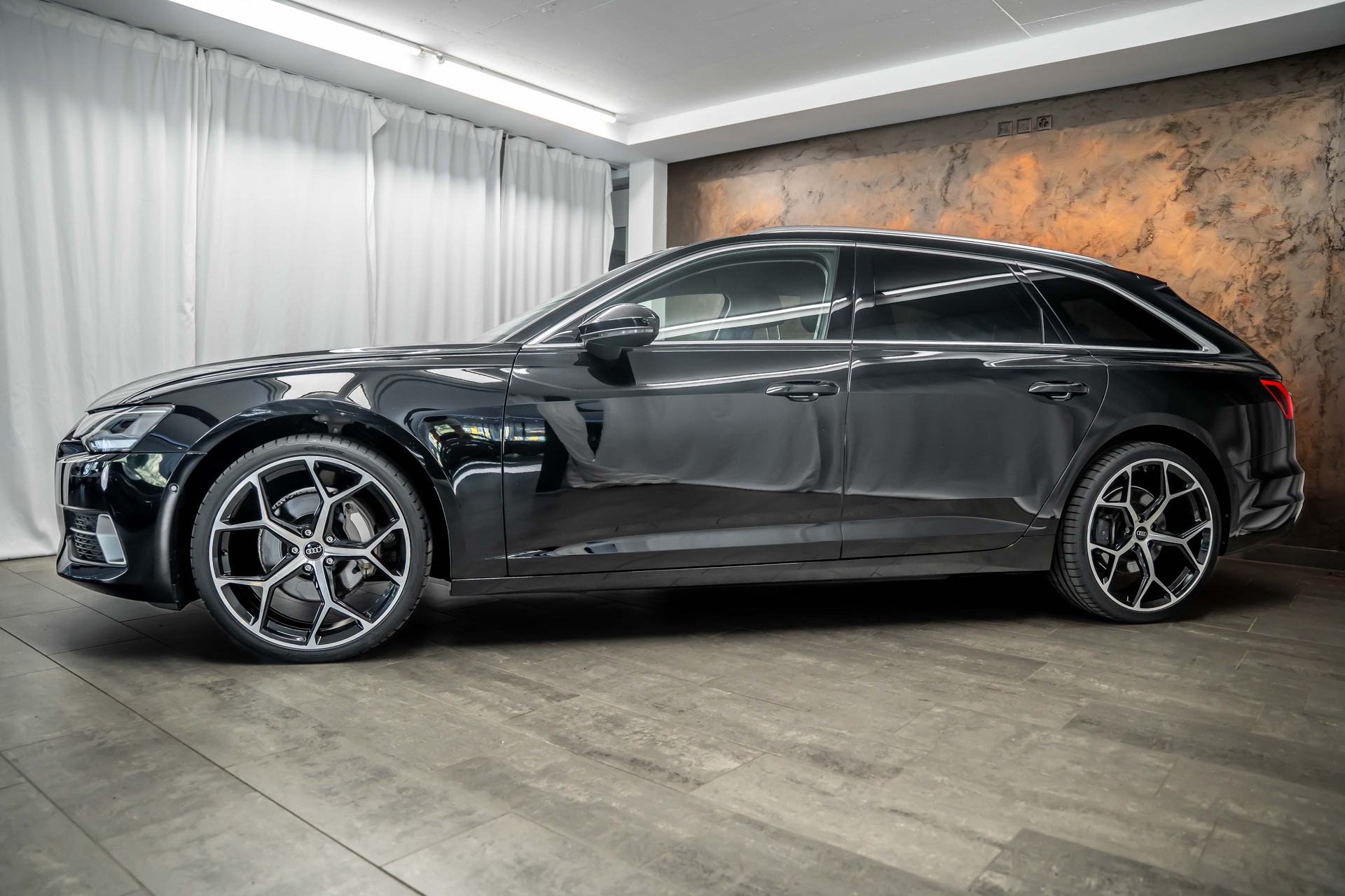 AUDI A6 Avant 45 TFSI S line S-tronic quattro *Facelift*Fahrassist*21"RS-Felgen*-showroom-element-3