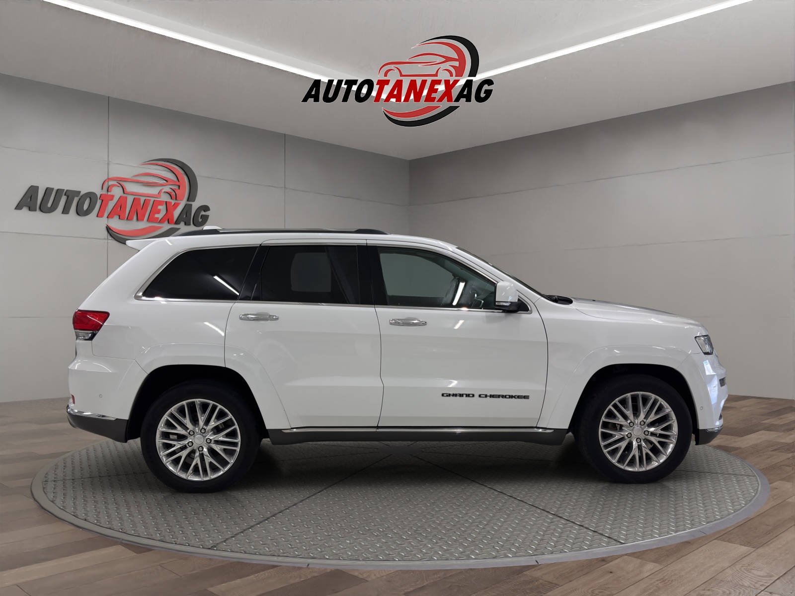 JEEP Grand Cherokee 3.0 CRD Summit Automatic-image-6