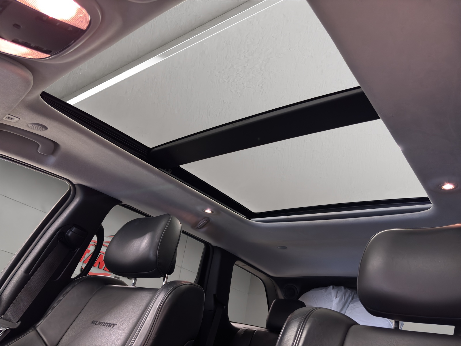 JEEP Grand Cherokee 3.0 CRD Summit Automatic-image-20