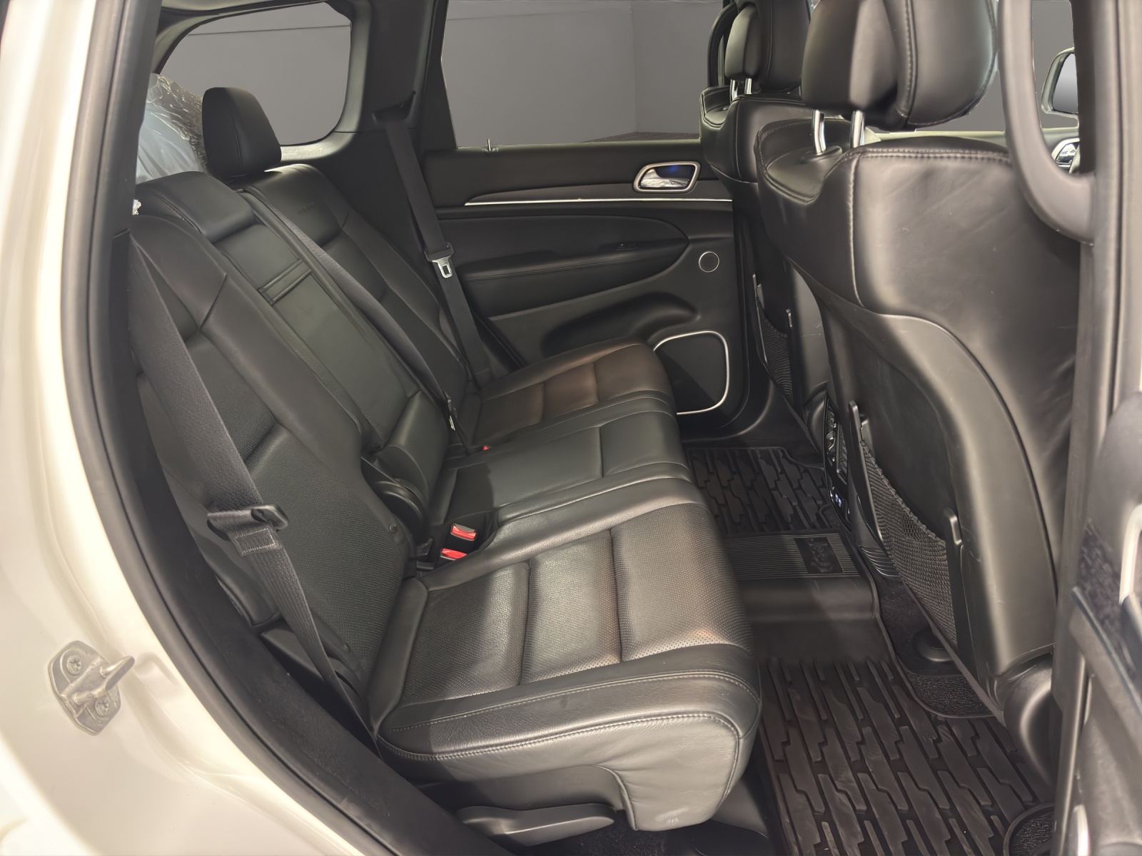 JEEP Grand Cherokee 3.0 CRD Summit Automatic-image-18