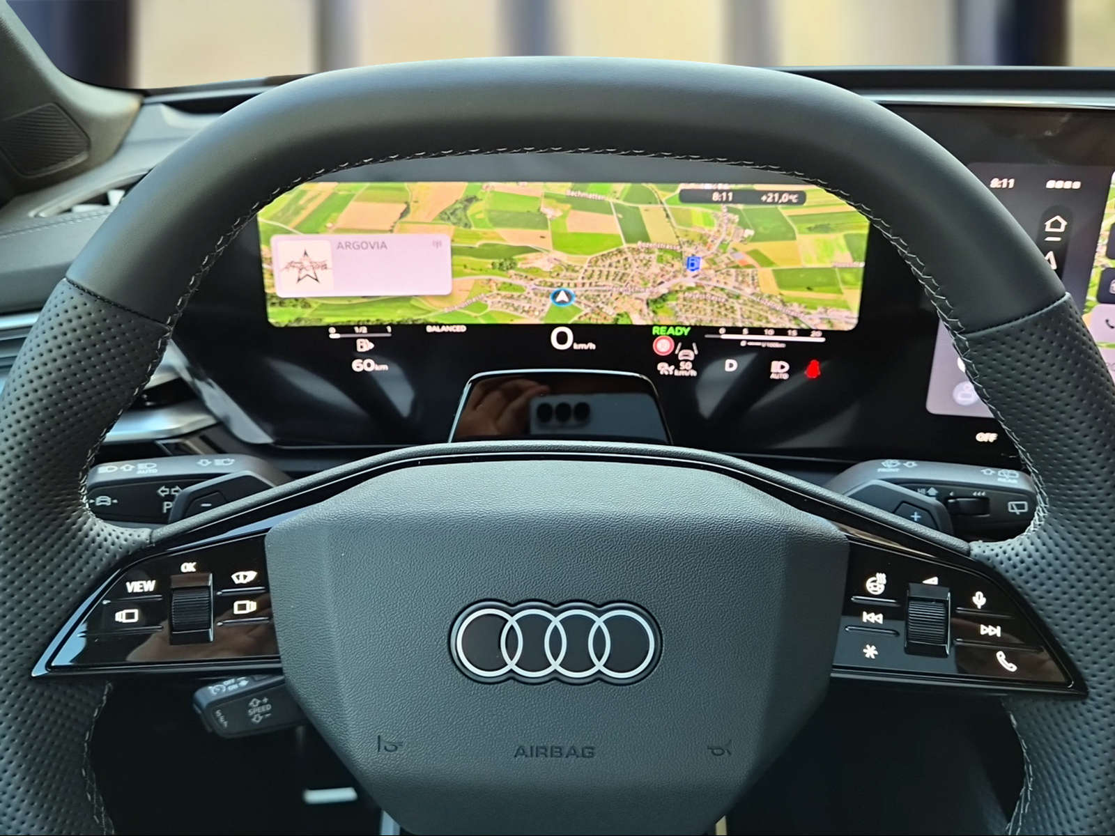 AUDI A5 Avant TDI quattro 150 kW Attraction S tronic Mythosschwarz Metallic-image-11