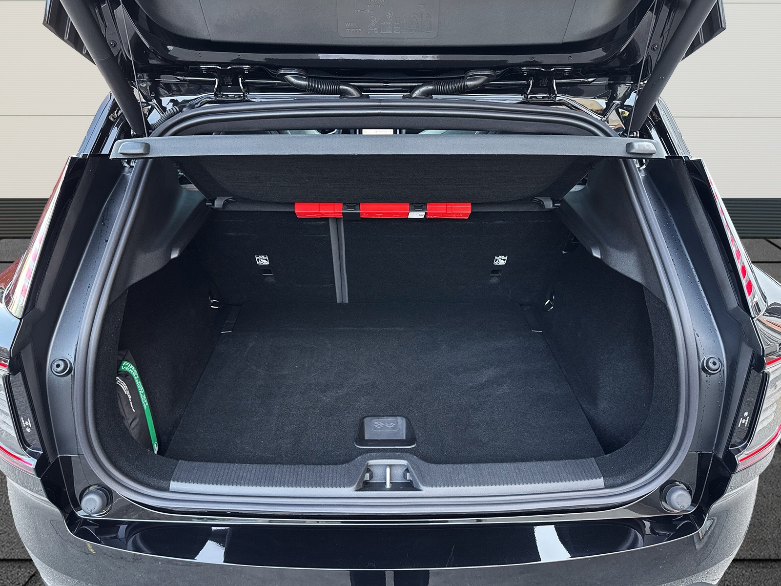 VOLVO EX30 E60 Twin Ultra Performance AWD-image-10