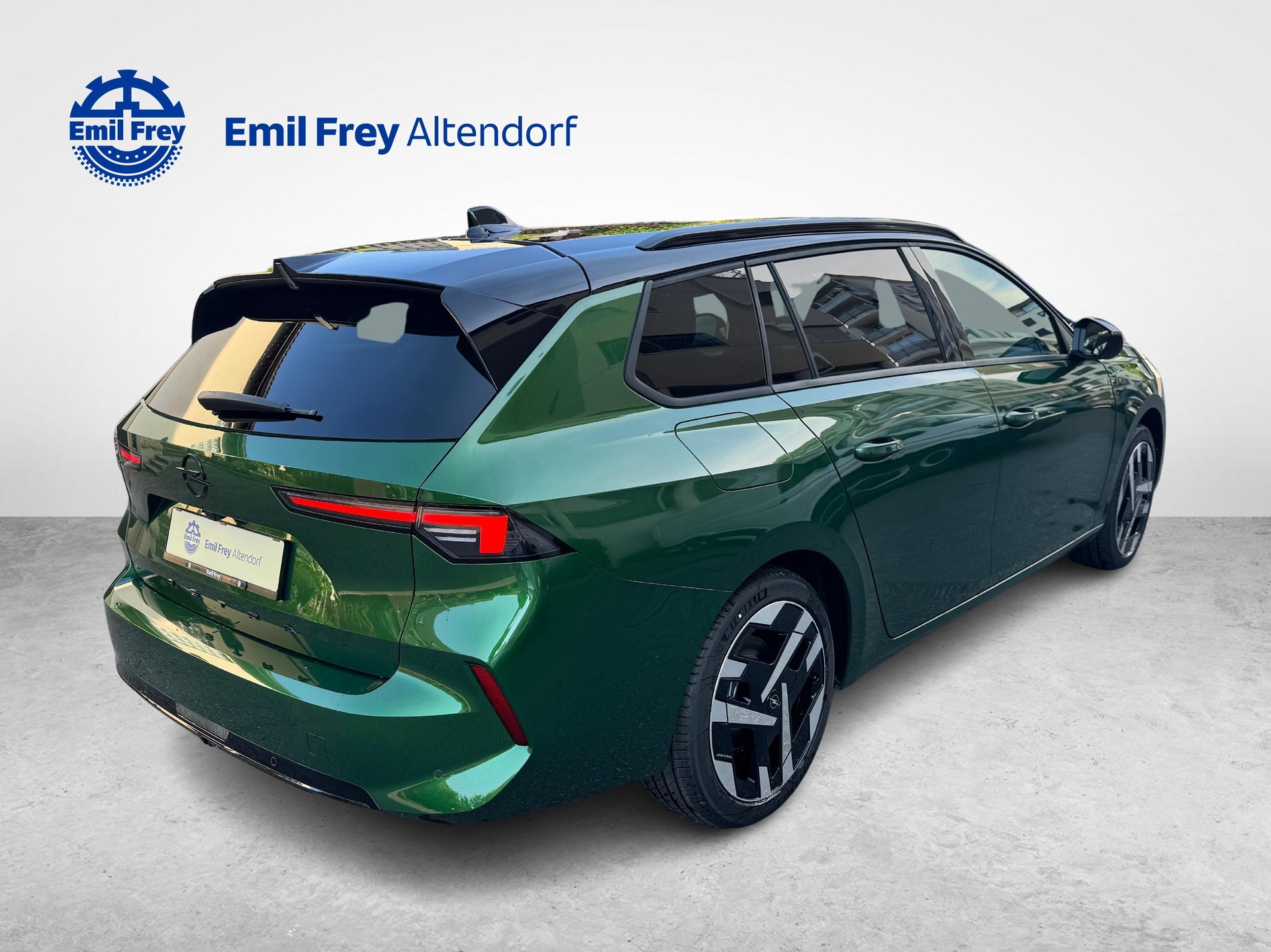 OPEL Astra-e Sports Tourer Ultimate-image-4