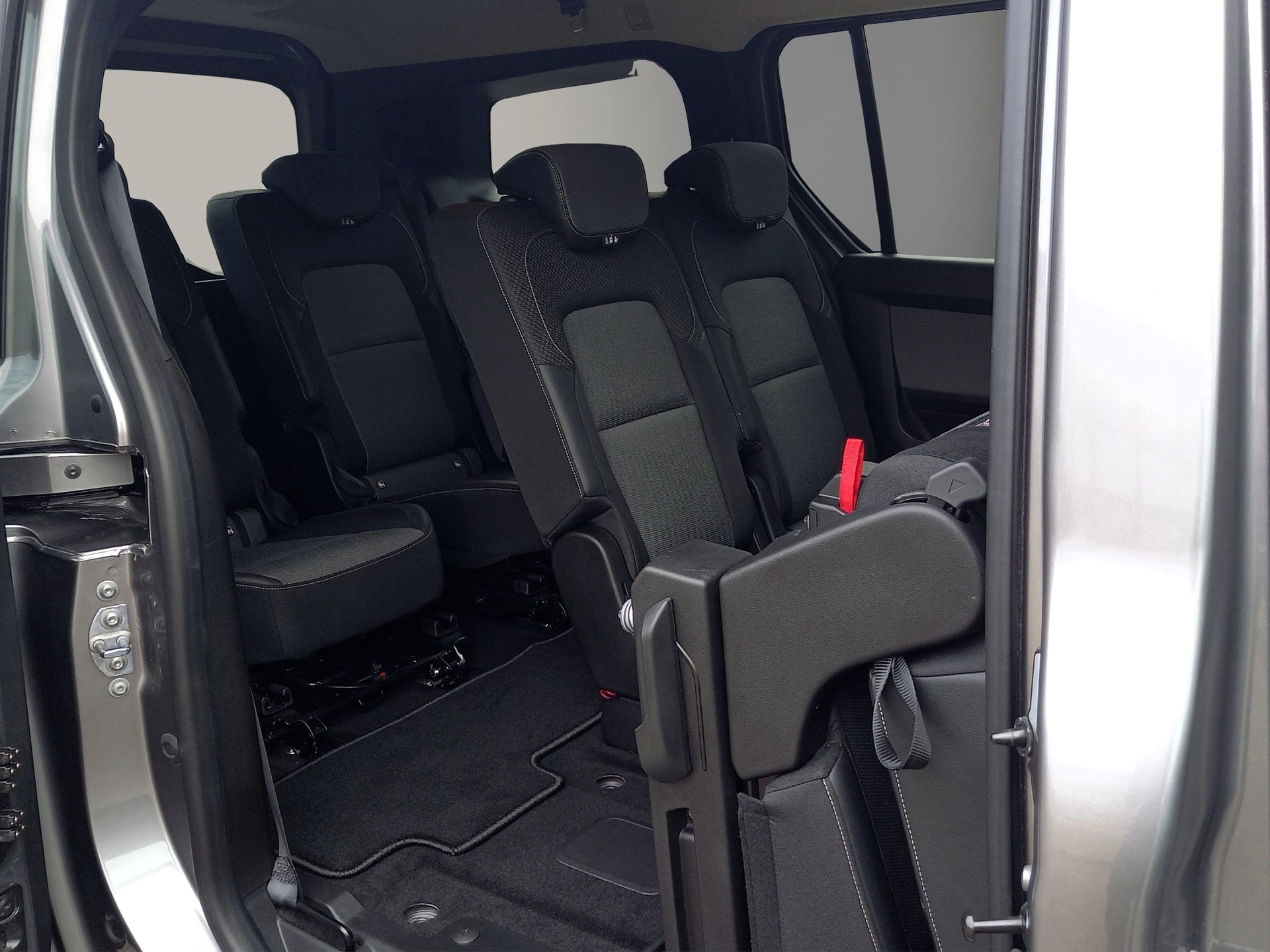 RENAULT Grand Kangoo Kombi 1.3 TCe 130 techno-image-13