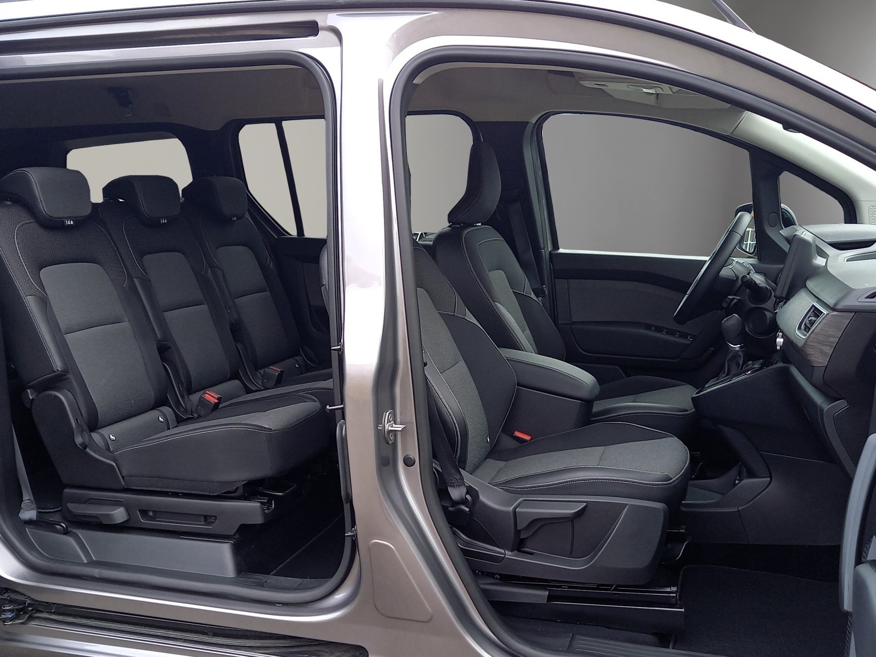 RENAULT Grand Kangoo Kombi 1.3 TCe 130 techno-image-11
