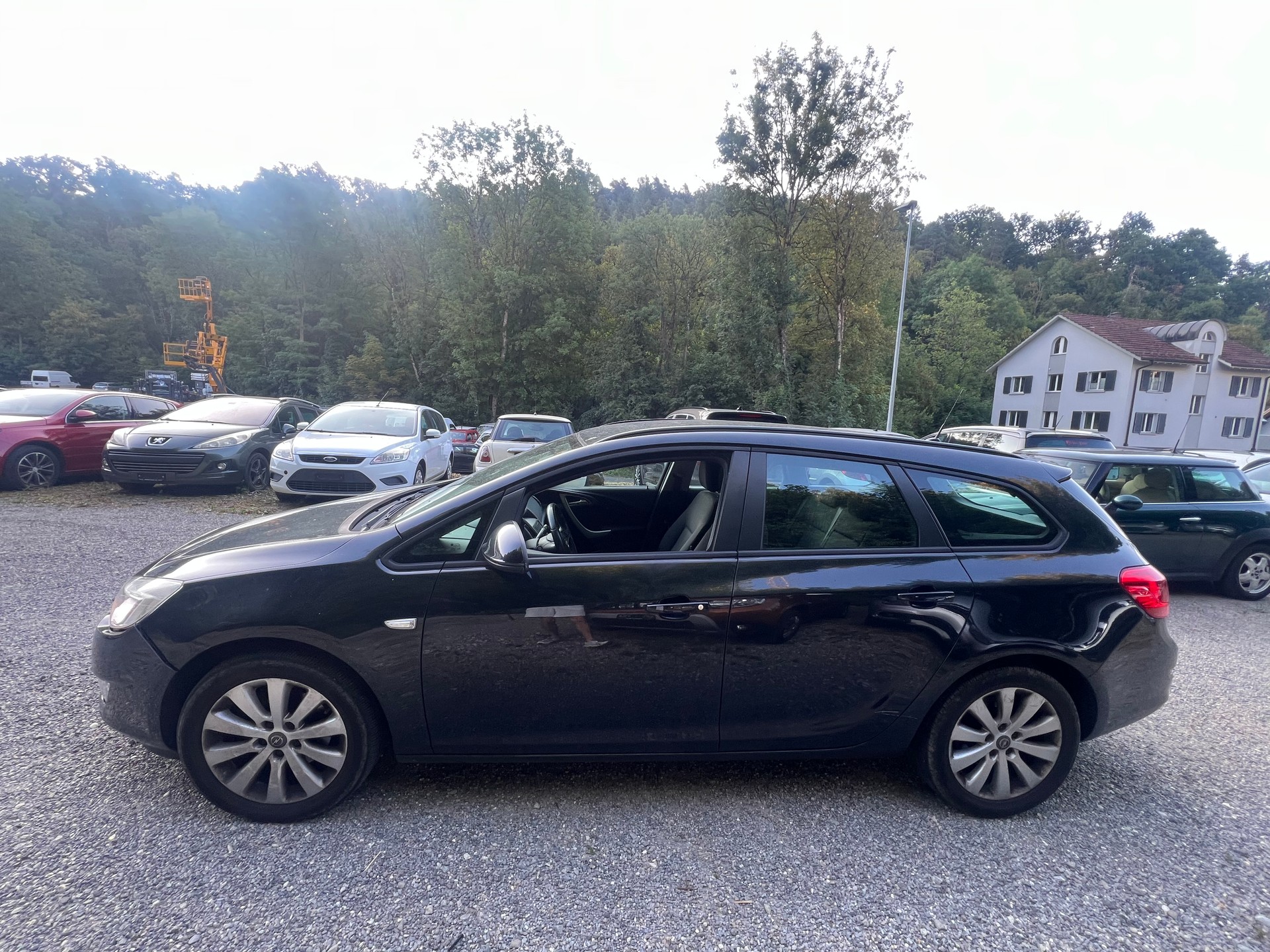 OPEL Astra SportsTourer 1.6i 16V Turbo Sport Automatic-image-7