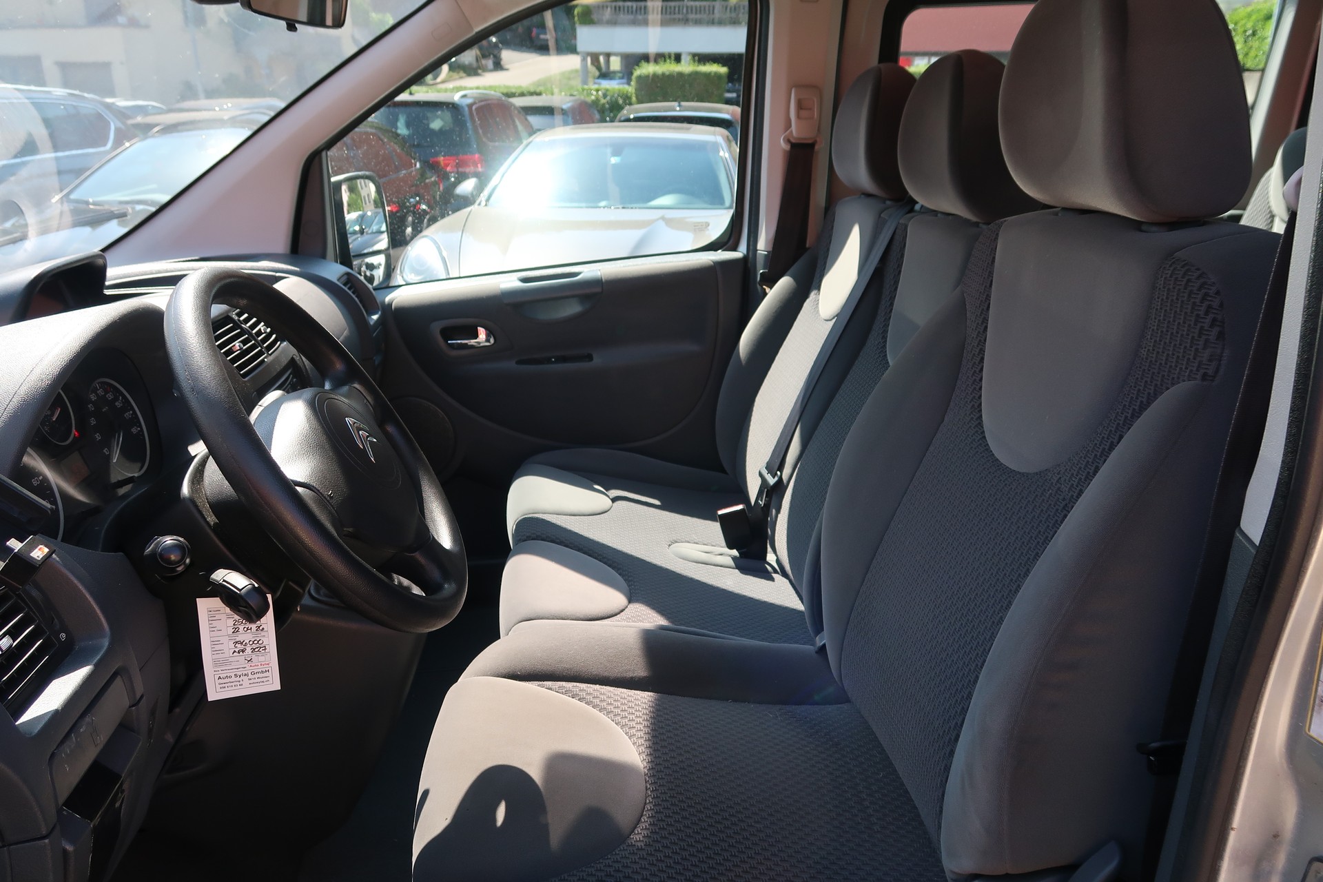 CITROEN Jumpy 2.0 HDi L2H1 Seduction A-image-11