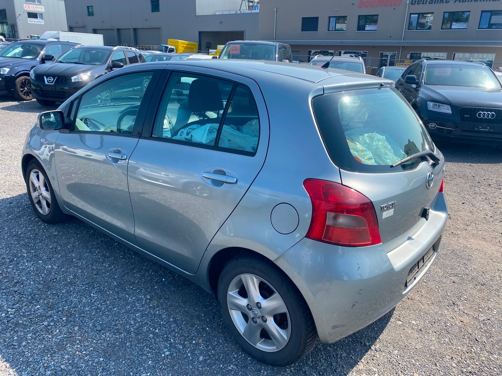 TOYOTA Yaris 1.4 D-4D Linea Luna-image-6