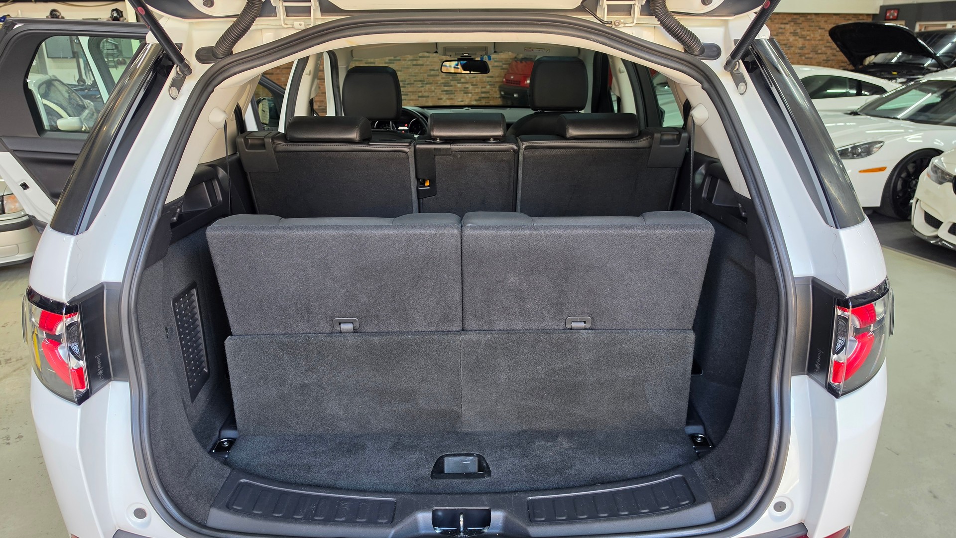 LAND ROVER Discovery Sport 2.0 TD4 Pure-image-20