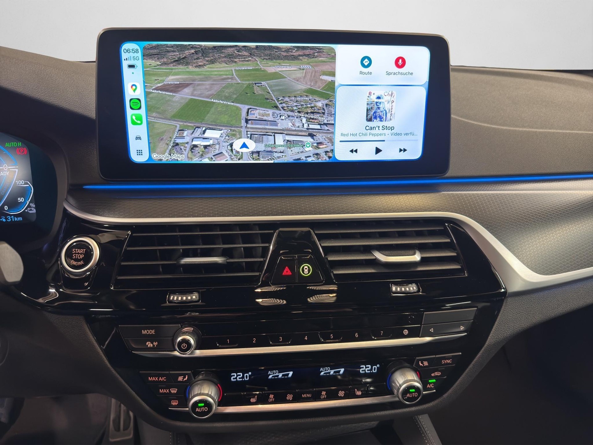 BMW 530e xDrive M-Sport Steptronic-image-8