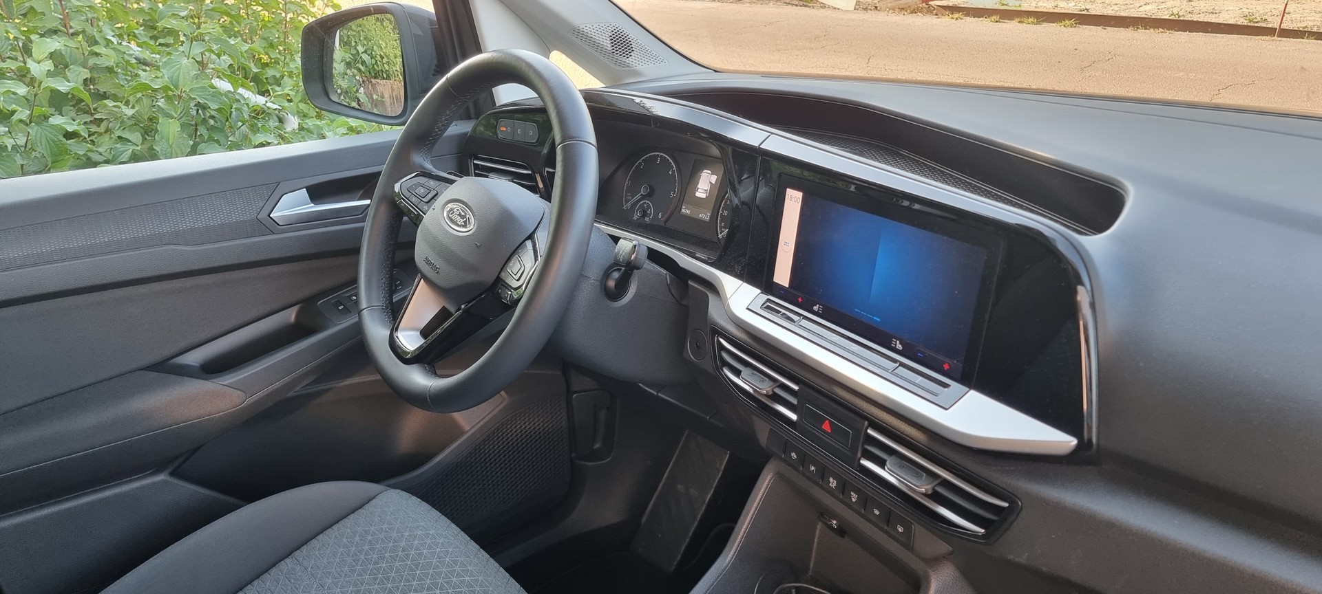 FORD 2.0 EcoBlue 122 Titanium-image-3