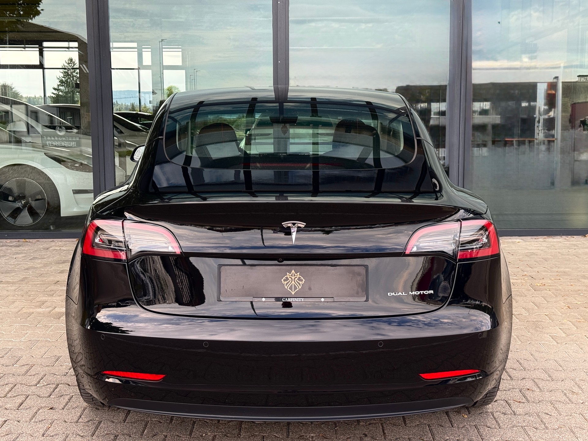 TESLA Model 3 Long Range Dual Motor AWD / AMD Ryzen-image-4