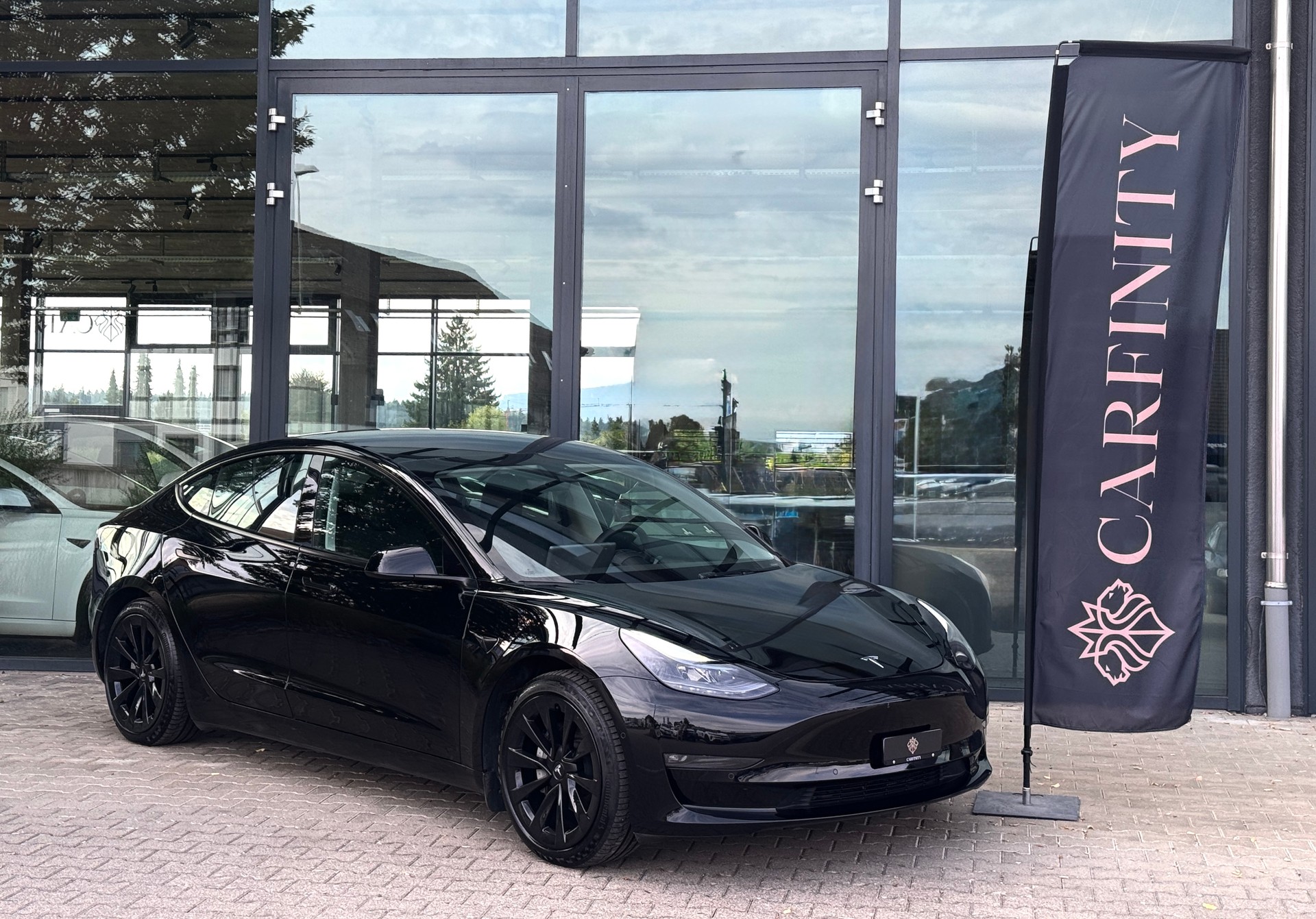 TESLA Model 3 Long Range Dual Motor AWD / AMD Ryzen-image-0