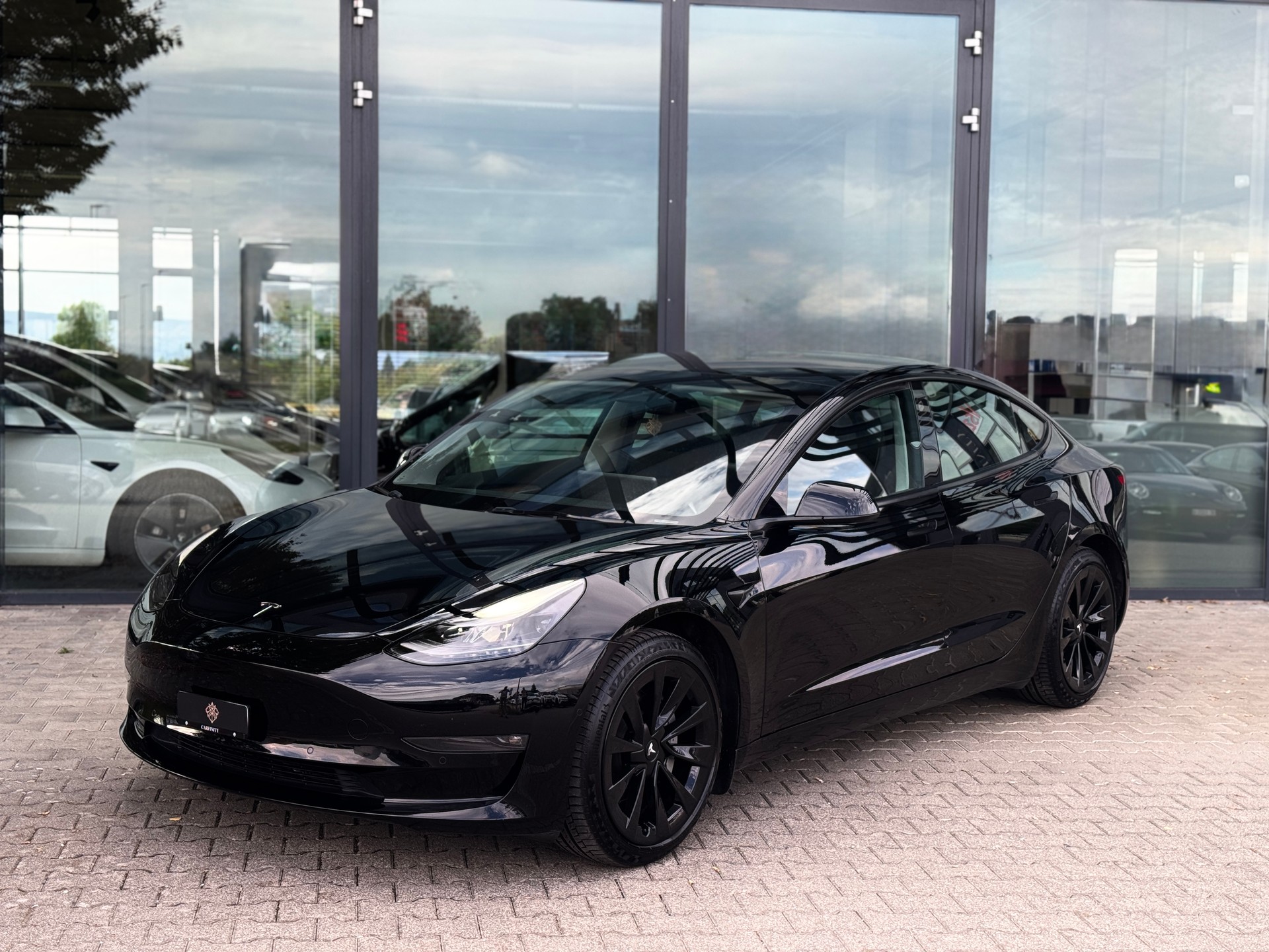 TESLA Model 3 Long Range Dual Motor AWD / AMD Ryzen-image-2